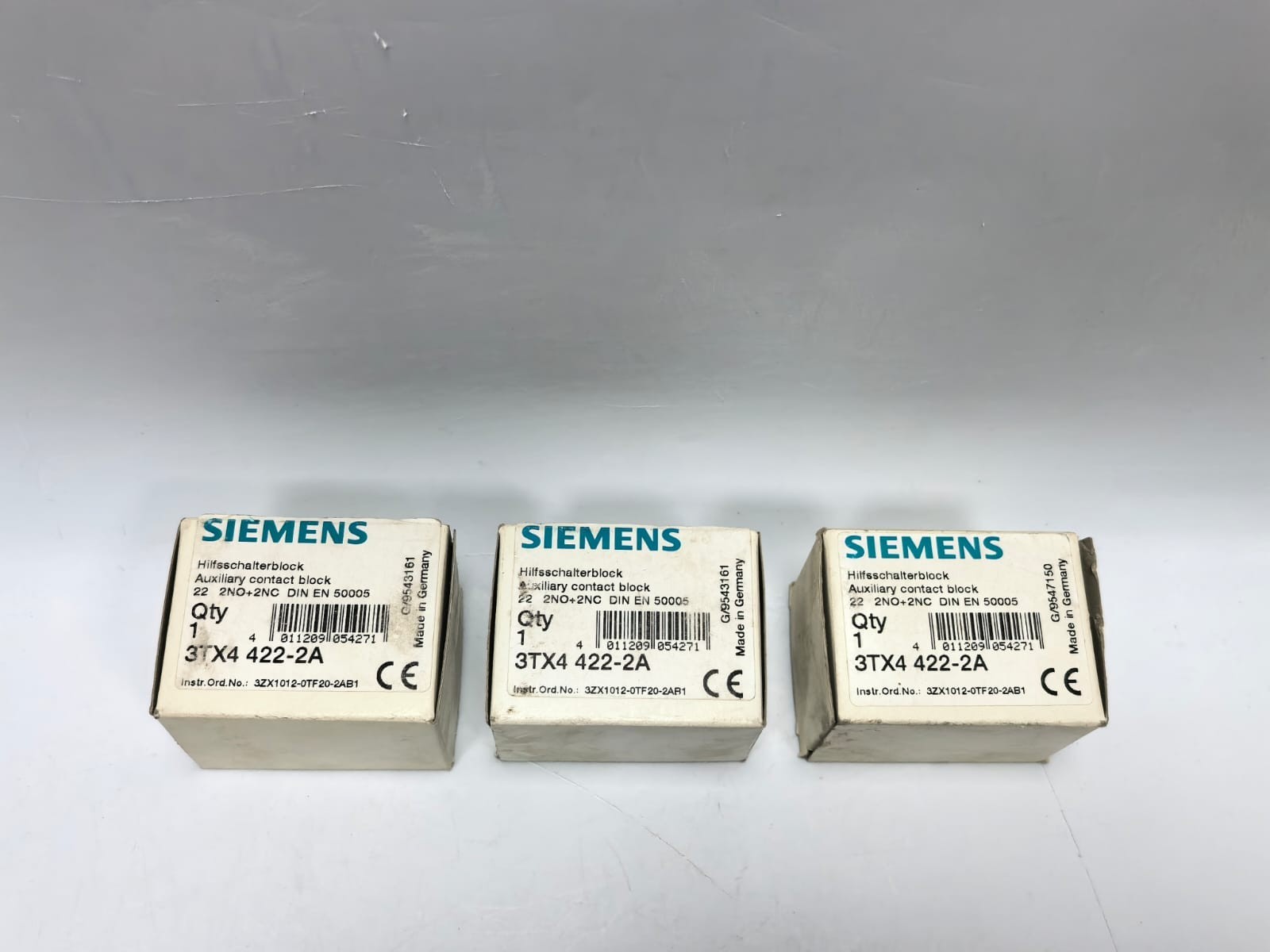 Siemens 3TX4422-2A SIEMENS 3TX4422-2A AUXILIARY CONTACT BLOCK 2NO+2NC PCS 7