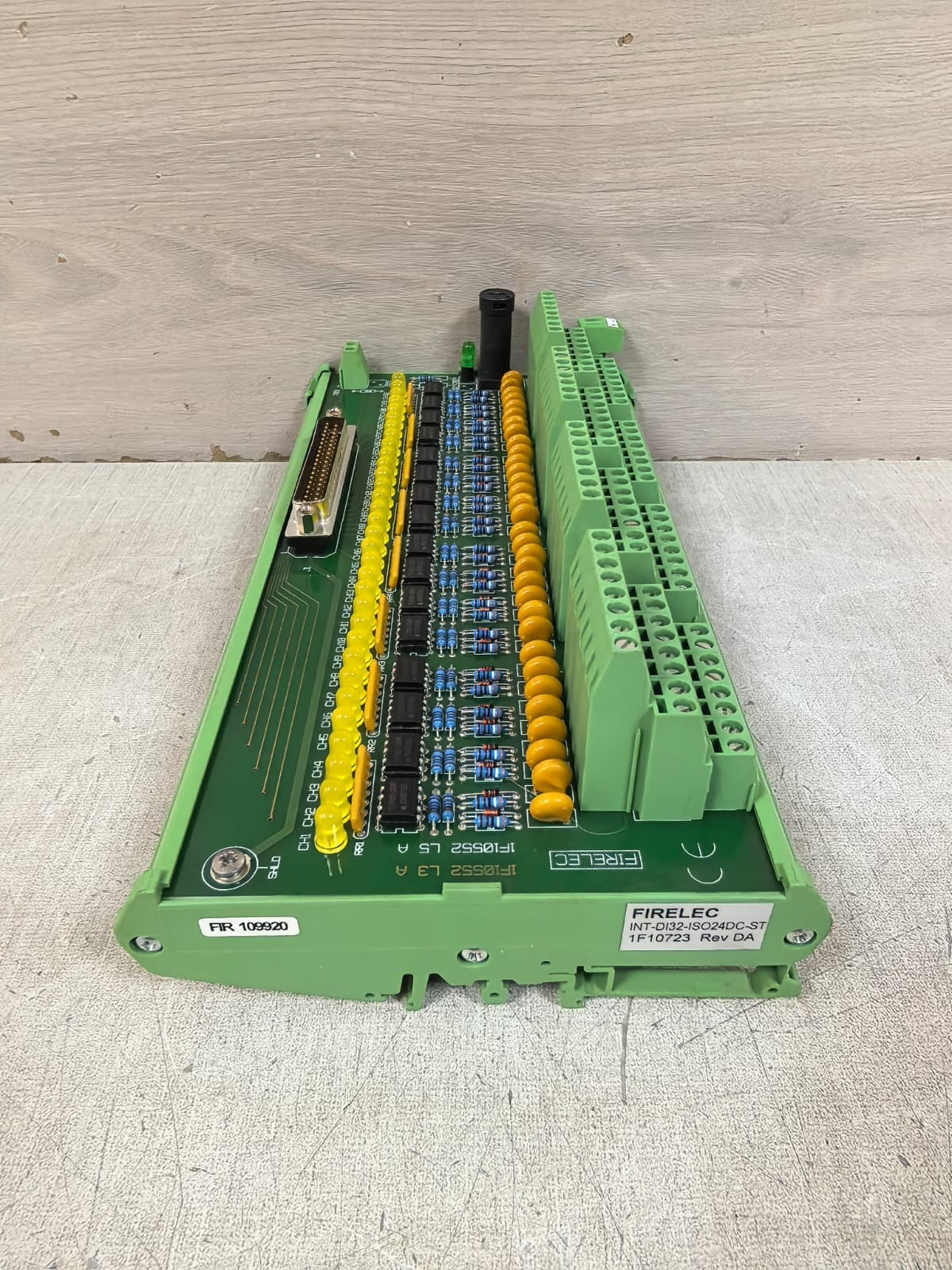 FIRELEC INT-DI32-ISO24DC-ST 1F10723 REV DA FIRELEC INT-DI32-ISO24DC-ST 1F10723 REV DA INDUSTRIAL INTERFACE BOARD 6