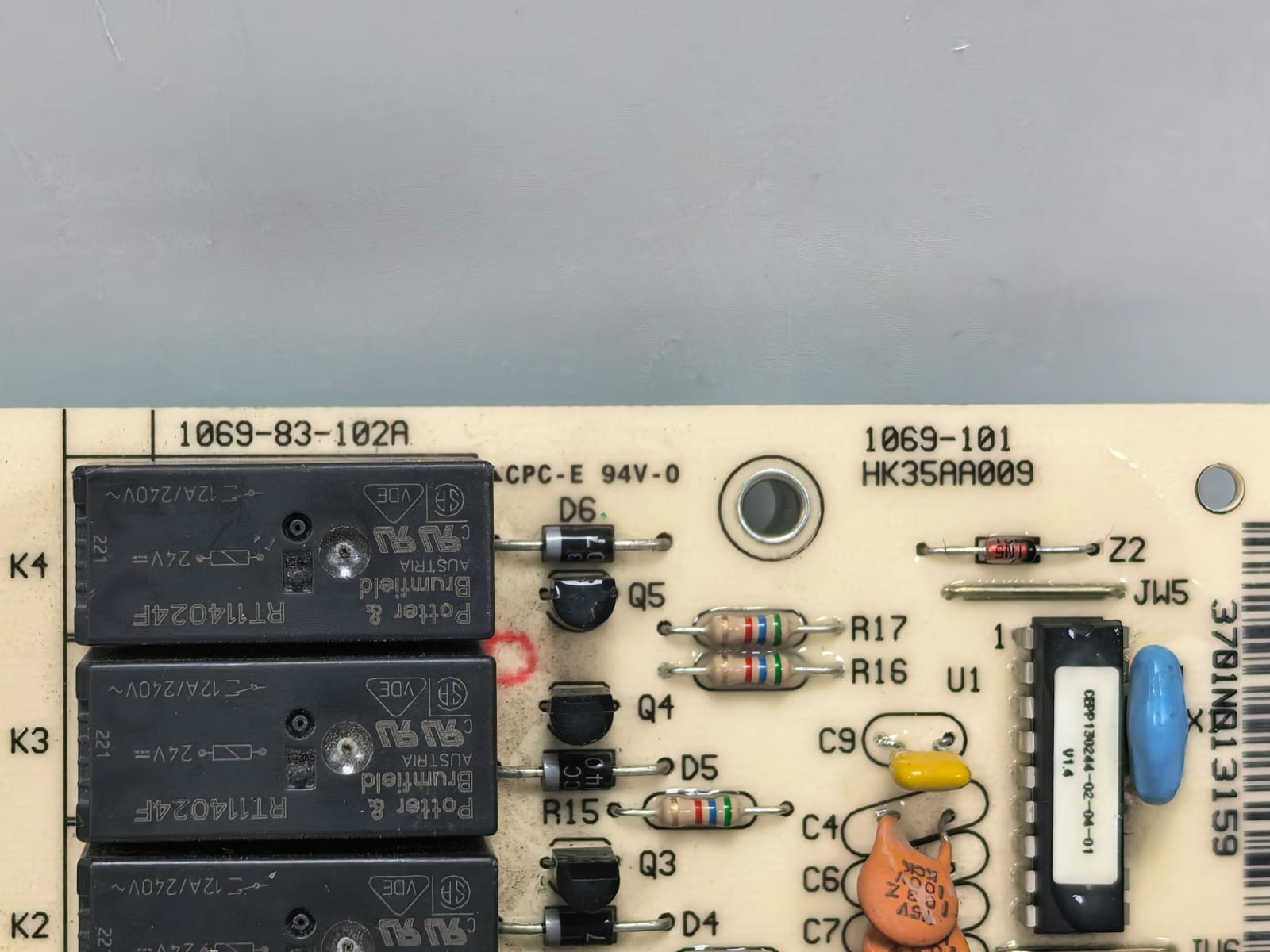 Carrier HK35AA009 1069-101 CARRIER HK35AA009 1069-101 MULTI-FUNCTION SEQUENCE TIMER HVAC CONTROL BOARD 2