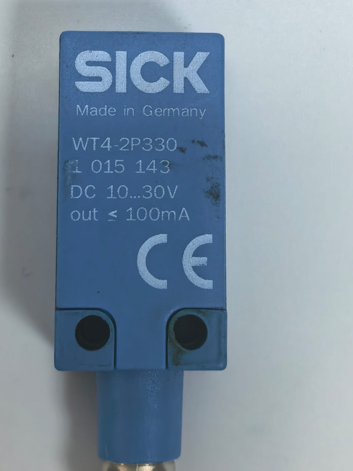 SICK WT4-2P330 SICK WT4-2P330 PHOTOELECTRIC SENSOR 2