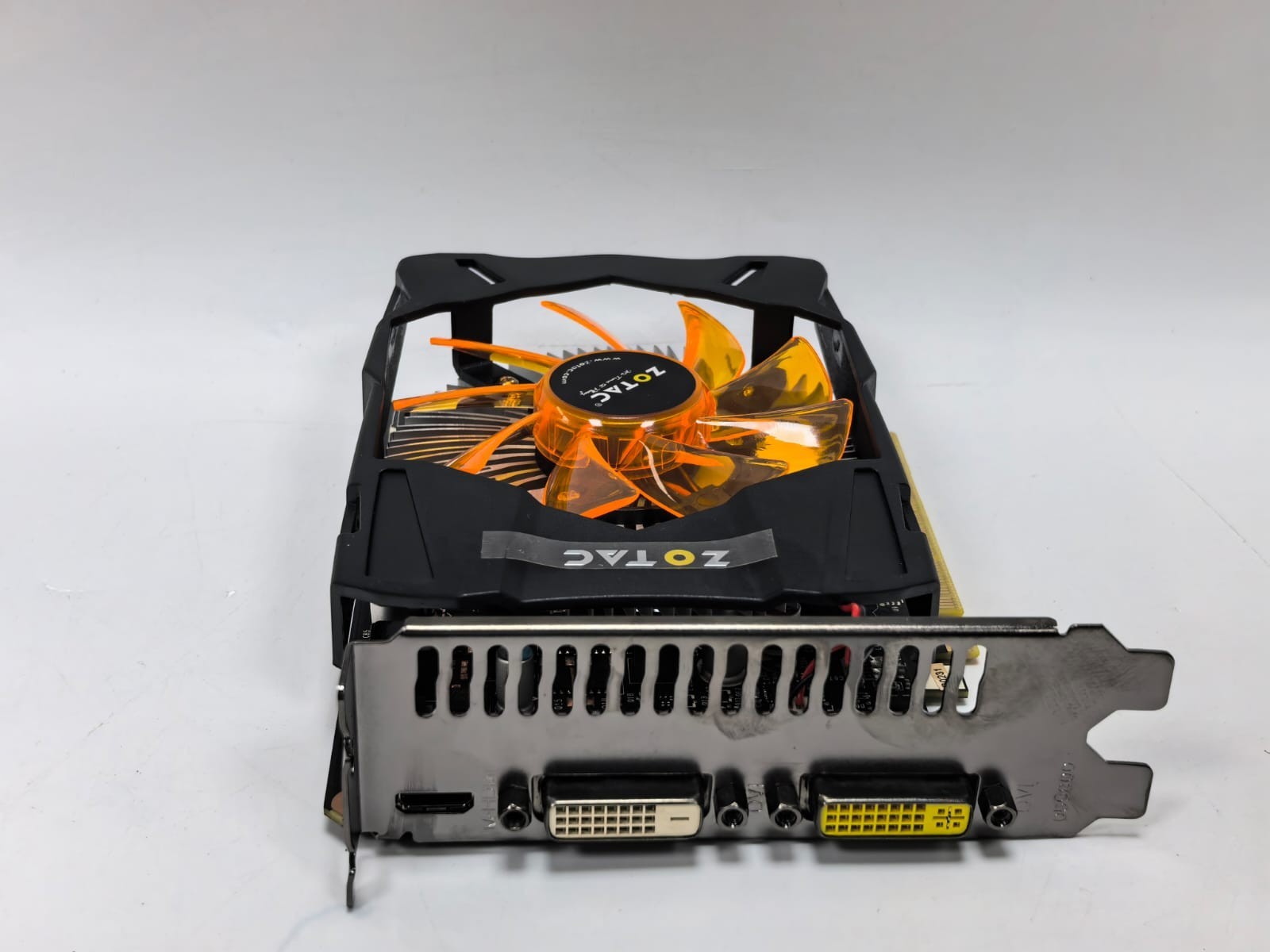 ZOTAC 299-1N288-110Z8 ZOTAC GEFORCE GTX750 TI 2GB 128BIT DDR5 GRAPHIC CARD 299-1N288-110Z8 8