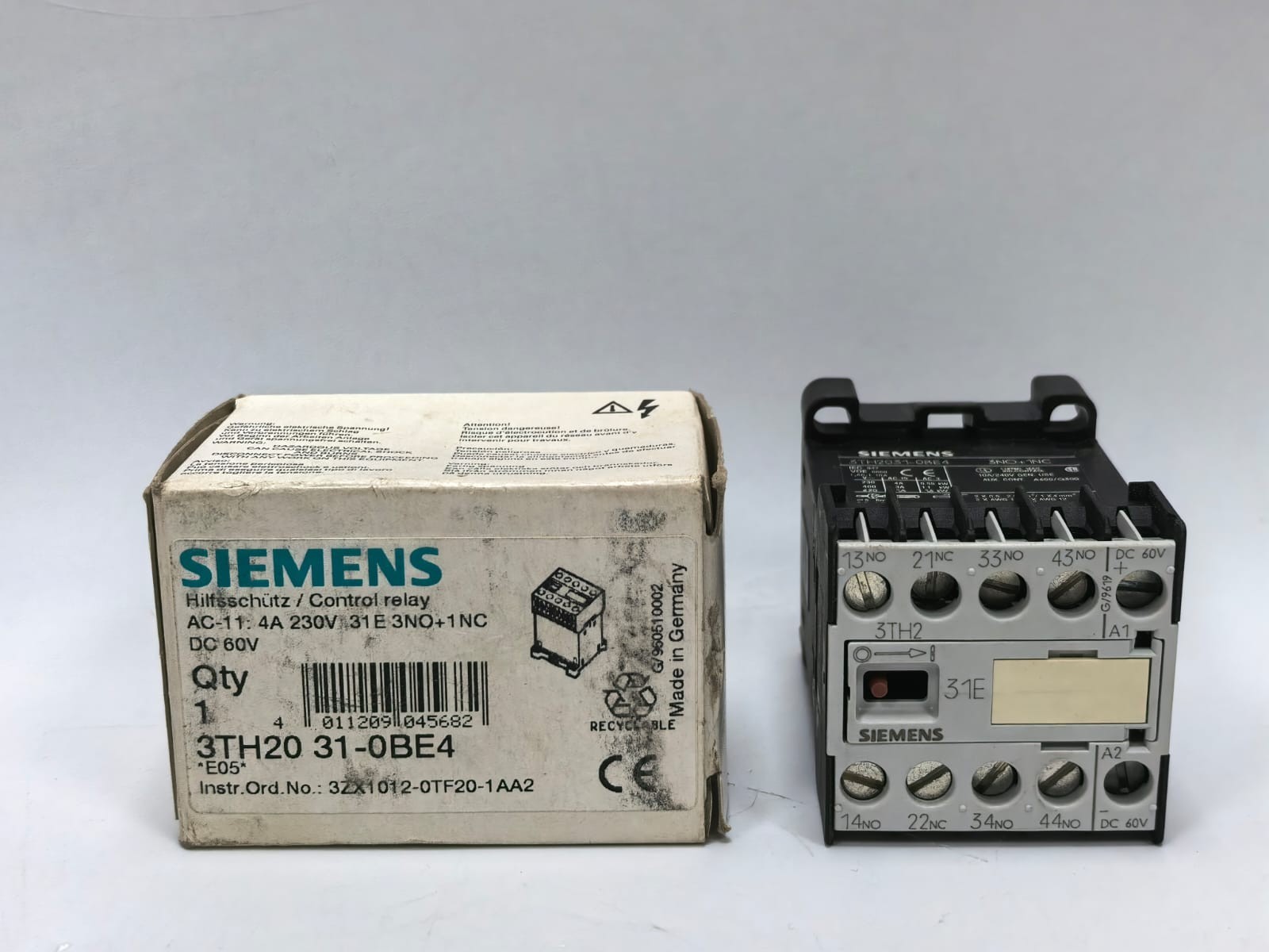 SIEMENS 3TH2031-0BE4 CONTROL RELAY