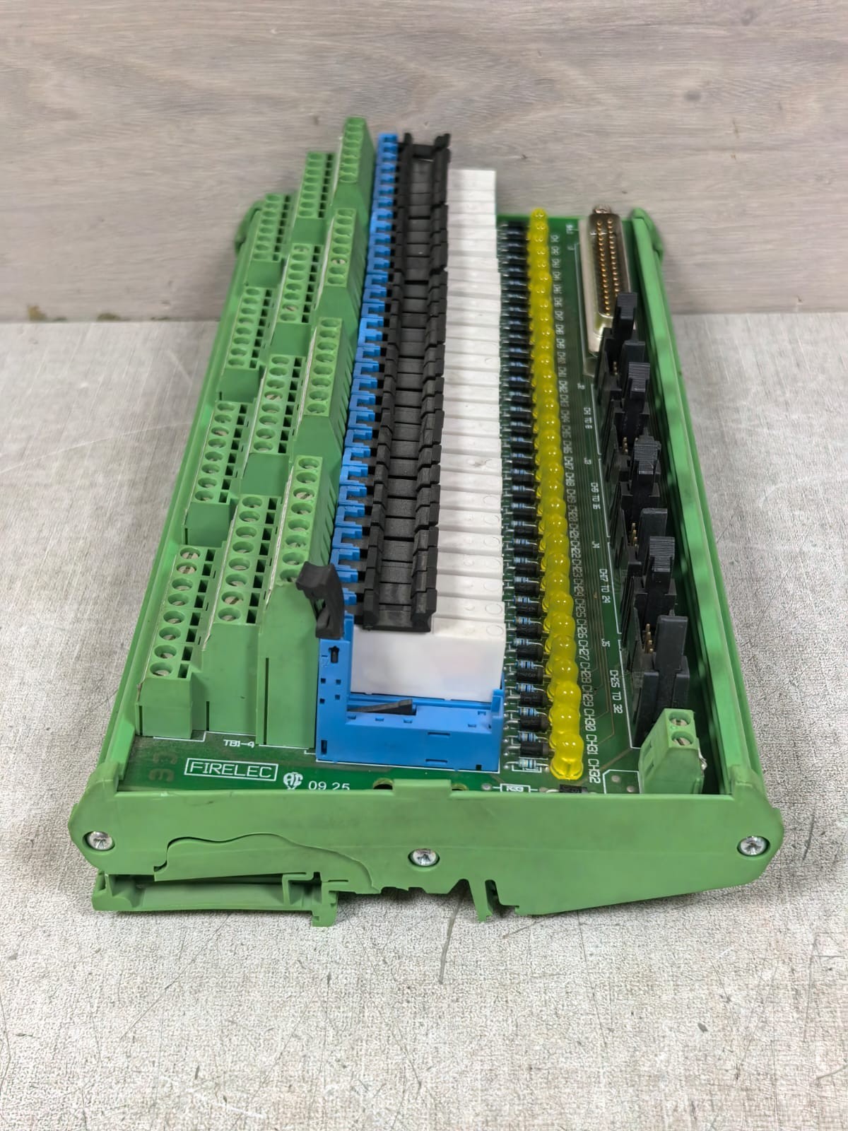 FIRELEC INT-DO-32R-STD-ST 1F10508 REV CB FIRELEC INT-DO-32R-STD-ST 1F10508 REV CB INDUSTRIAL INTERFACE BOARD 4