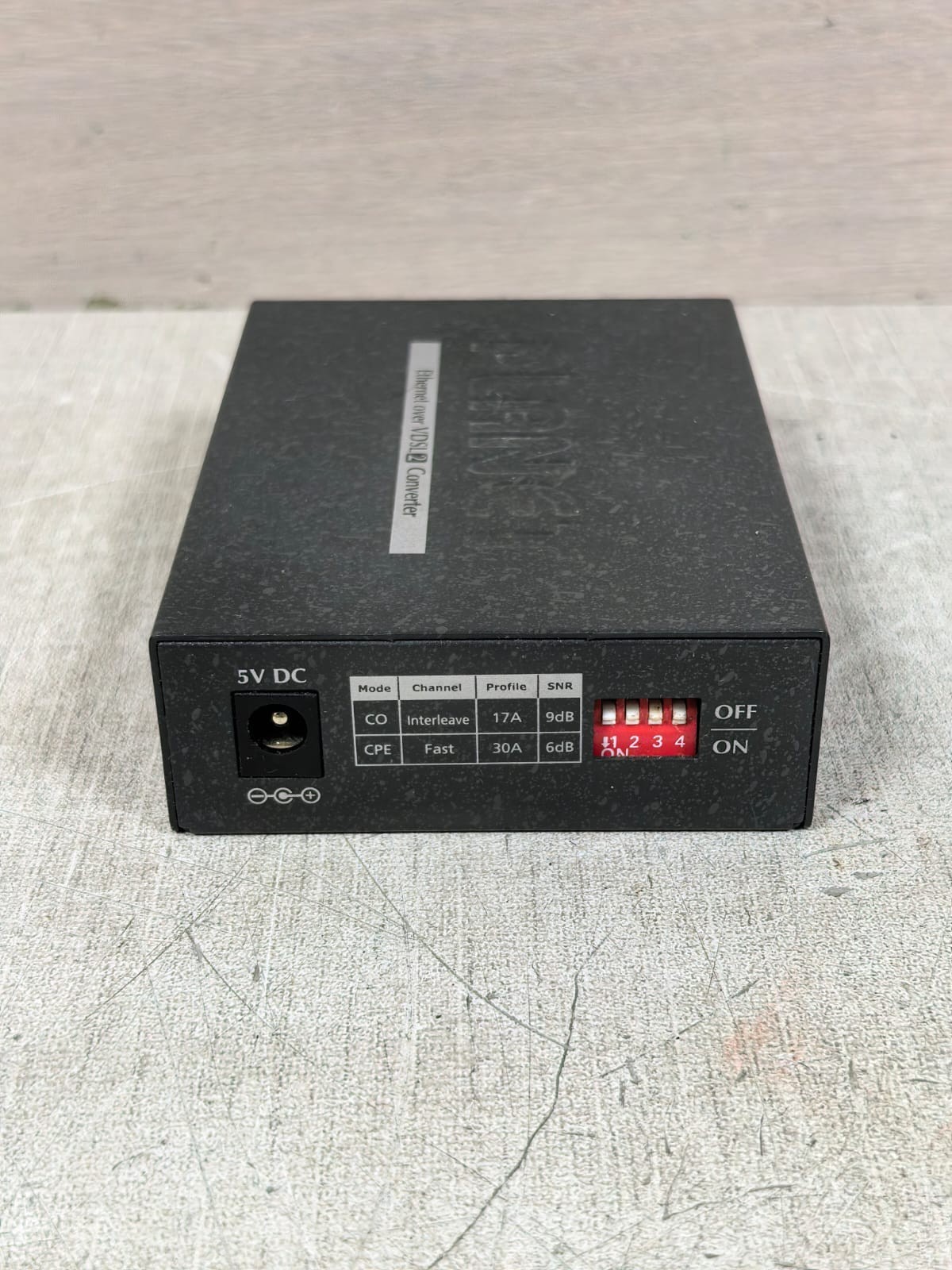 PLANET VC-231 / VDSL2 PLANET VC-231 ETHERNET OVER VDSL2 CONVERTER 8