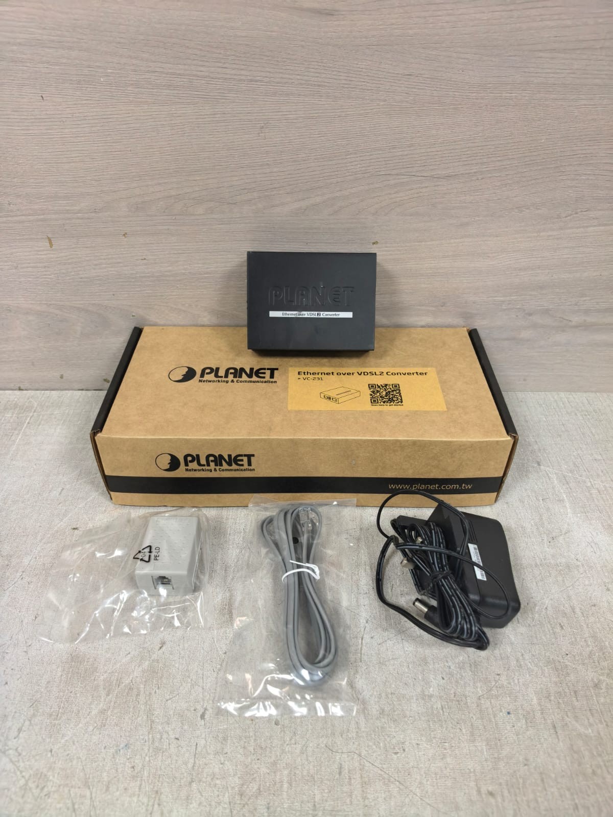 PLANET VC-231 PLANET VC-231 ETHERNET OVER VDSL2 CONVERTER 1