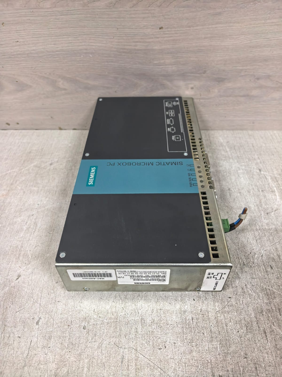 Siemens 6BK1000-5CU00-0AA0 SIEMENS 6BK1000-5CU00-0AA0 SIMATIC MICROBOX PC 420 8