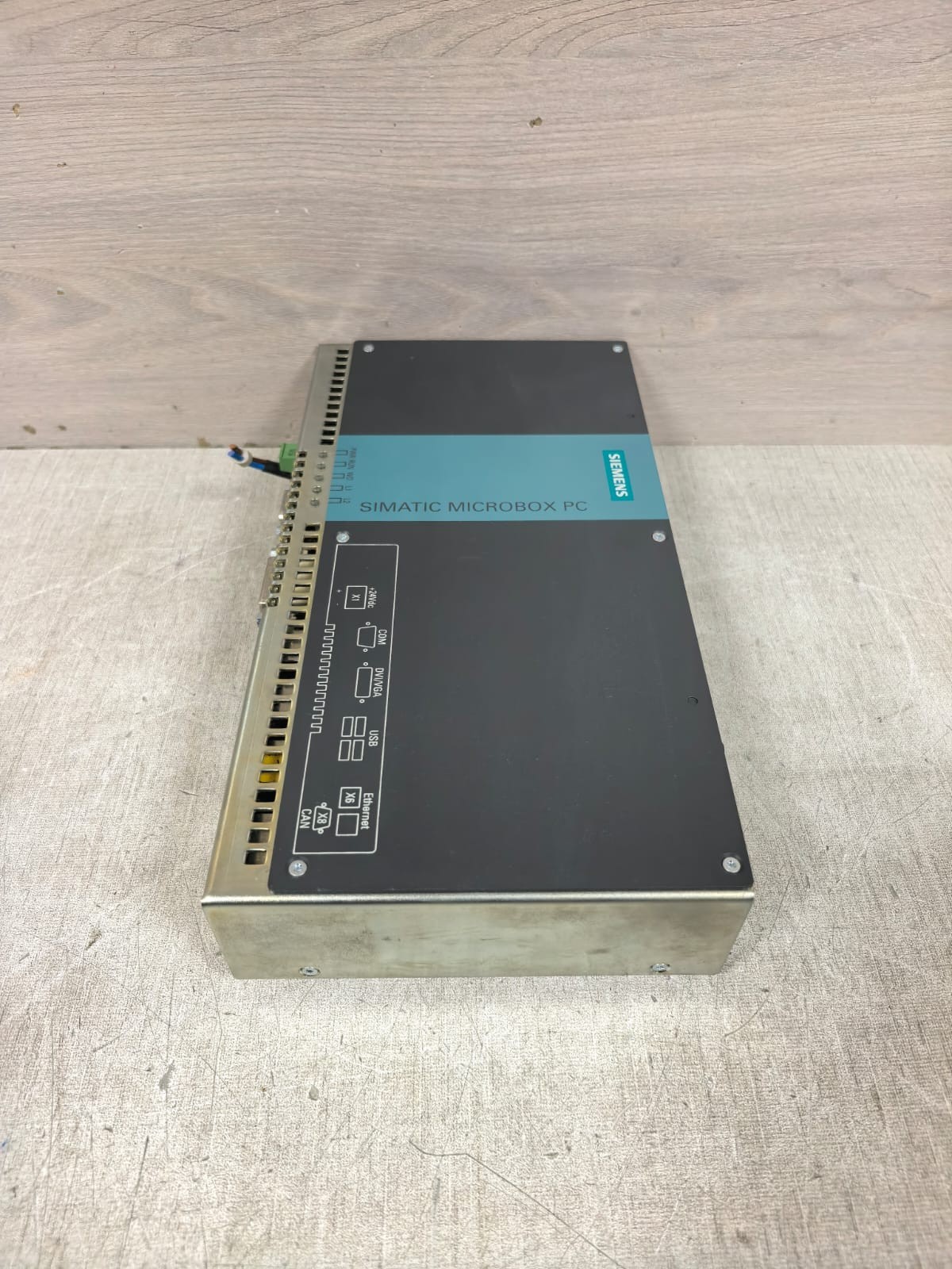 Siemens 6BK1000-5CU00-0AA0 SIEMENS 6BK1000-5CU00-0AA0 SIMATIC MICROBOX PC 420 9