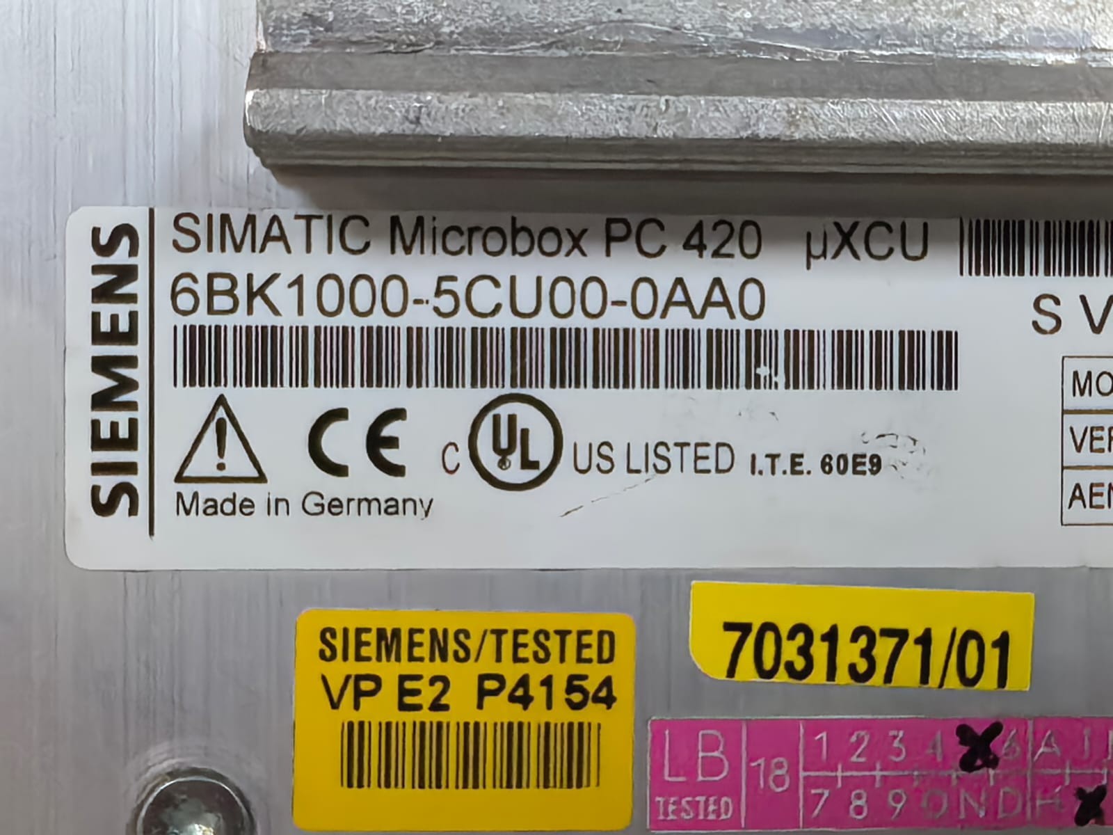 Siemens 6BK1000-5CU00-0AA0 SIEMENS 6BK1000-5CU00-0AA0 SIMATIC MICROBOX PC 420 10