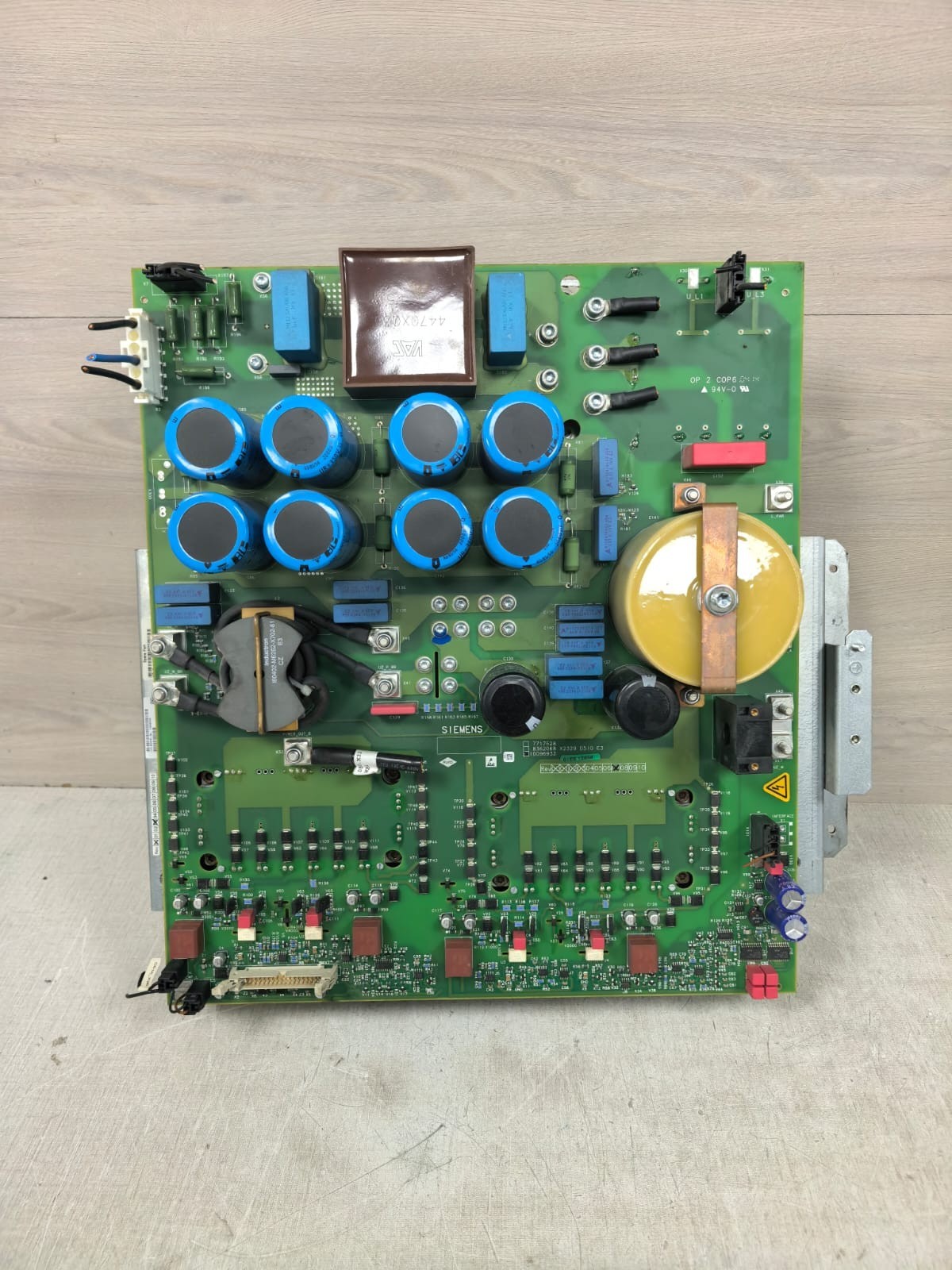 Siemens 10096932 / 10096934 / 10096937 / OP 2 COP6 / X2329 D510 E3 REV.07 SIEMENS 10096932 / 10096934 / 10096937 / OP 2 COP6 / X2329 D510 E3 REV.07 BOARD 1