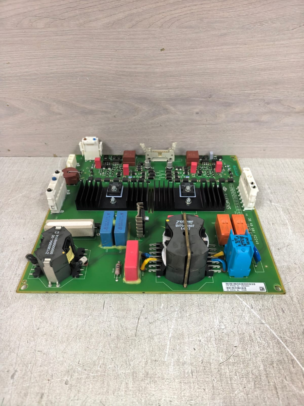 Siemens 03848681 38 48 681 X2249 D470 E7 SIEMENS 03848681 38 48 681 X2249 D470 E7 POWER BOARD 9