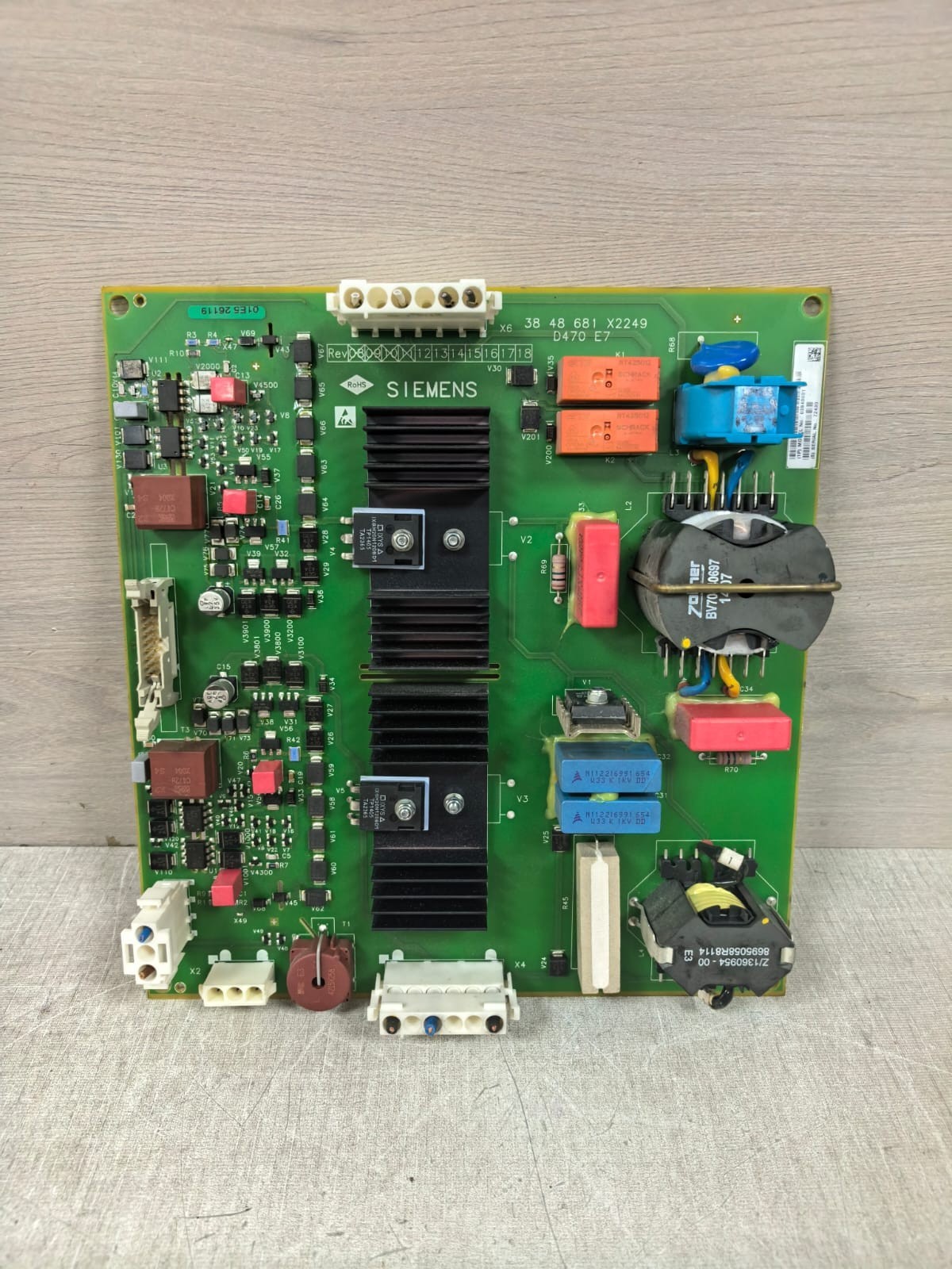 Siemens 03848681 38 48 681 X2249 D470 E7 SIEMENS 03848681 38 48 681 X2249 D470 E7 POWER BOARD 1