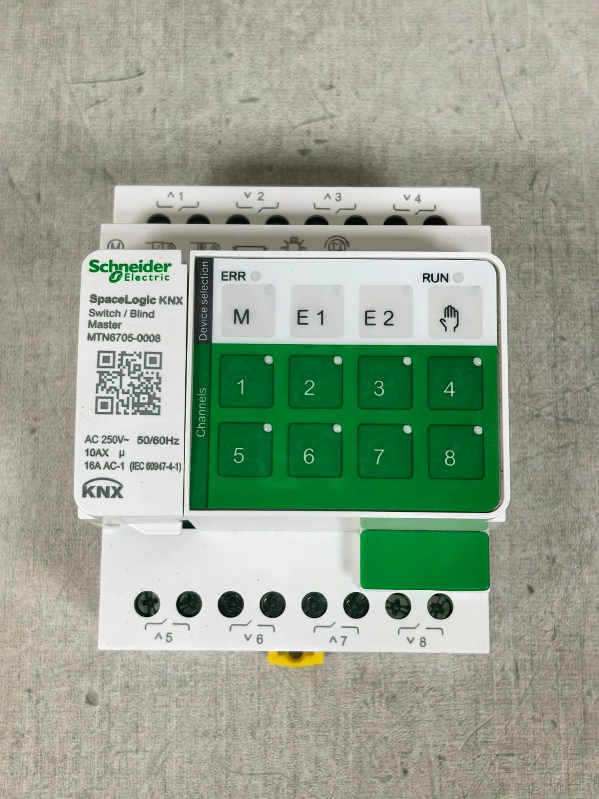 Schneider Electric MTN6705-0008 SCHNEIDER ELECTRIC MTN6705-0008 SPACELOGIC KNX SWITCH/ BLIND MASTER 250V 3
