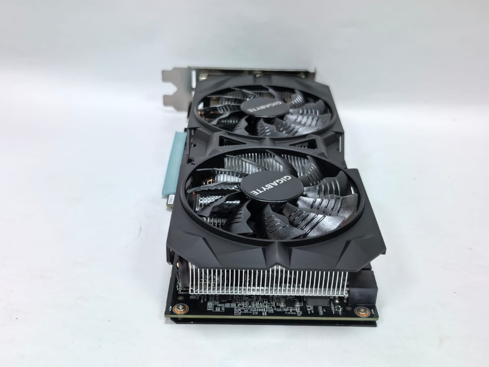 GIGABYTE GV-N960WF2OC-4GD GIGABYTE GEFORCE GTX 960 WINDFORCE GV-N960WF2OC-4GD 8