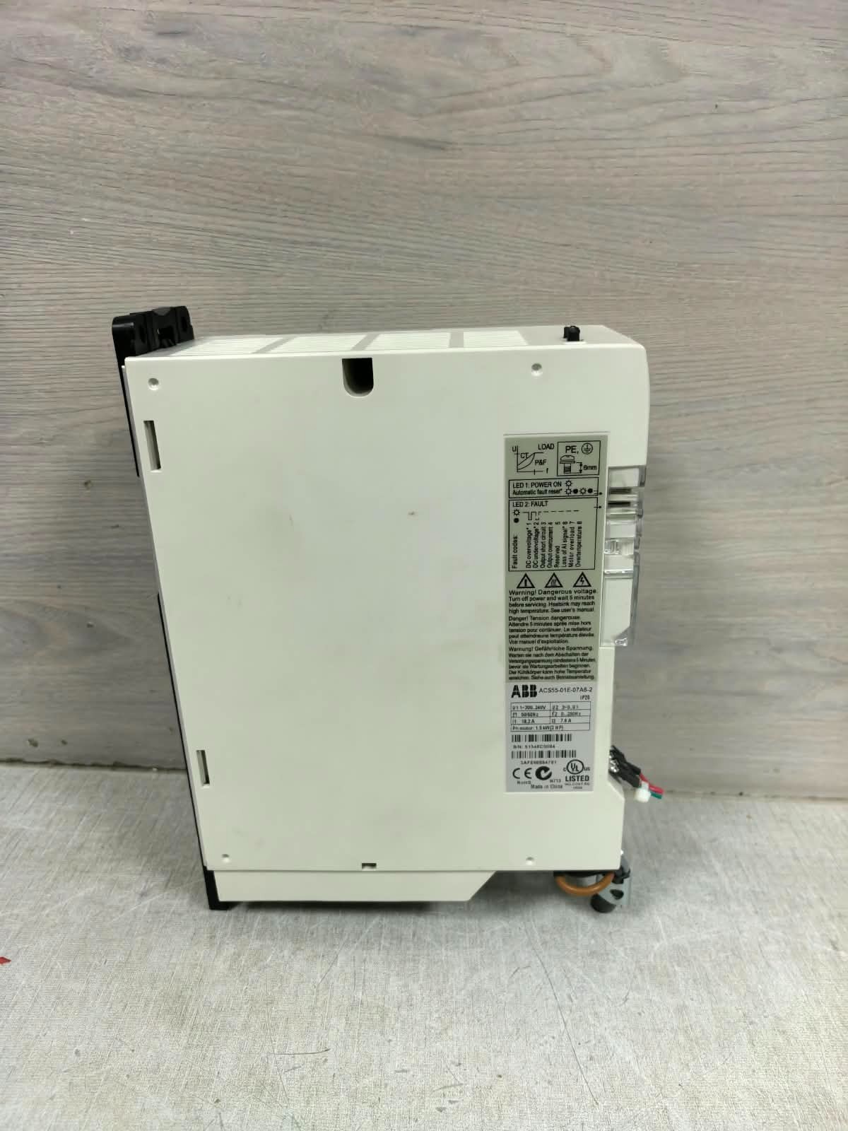 ABB ACS55-01E-07A6-2 ABB ACS55-01E-07A6-2 FREQUENCY INVERTER DRIVE IP20 7