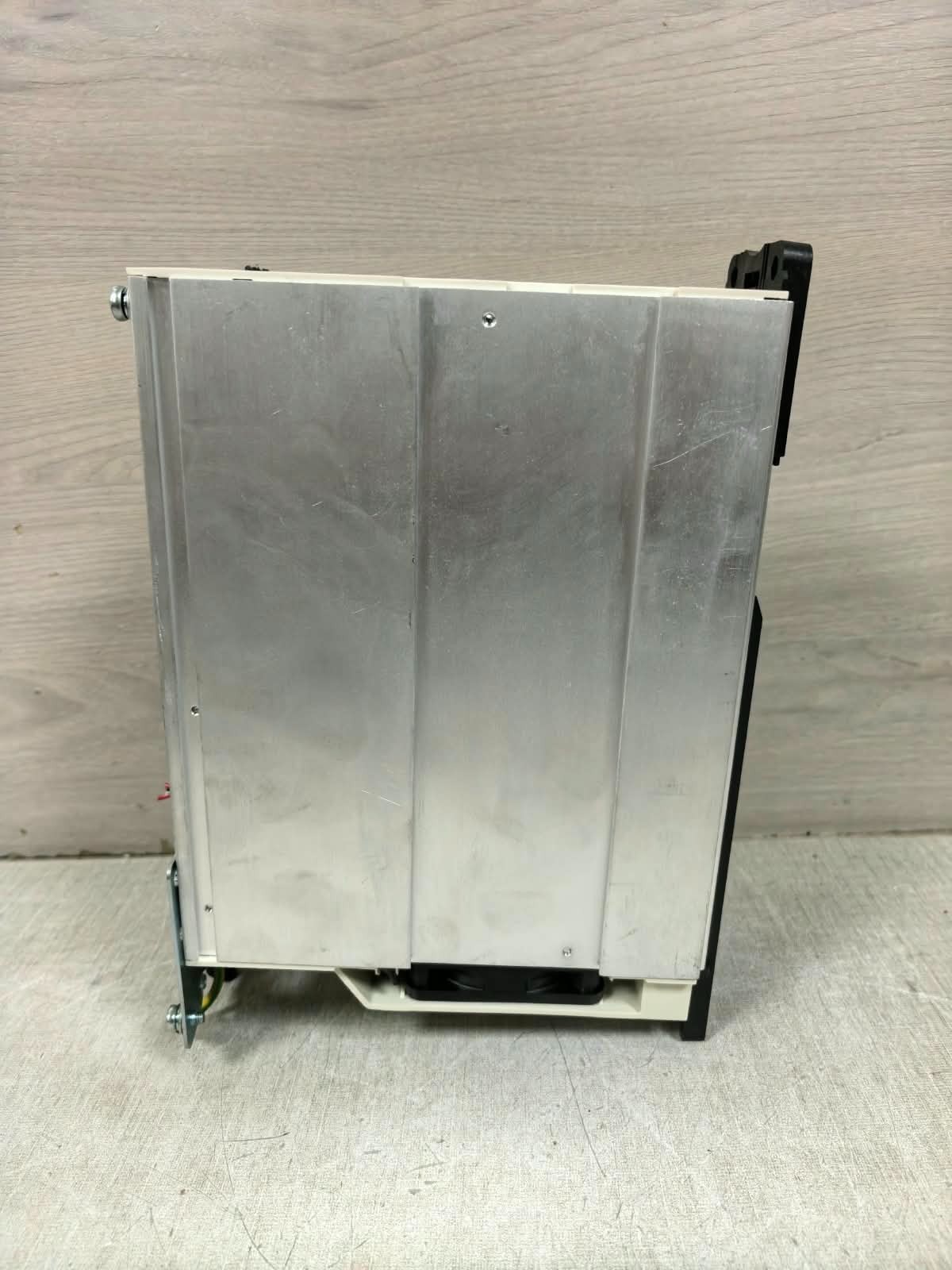 ABB ACS55-01E-07A6-2 ABB ACS55-01E-07A6-2 FREQUENCY INVERTER DRIVE IP20 8
