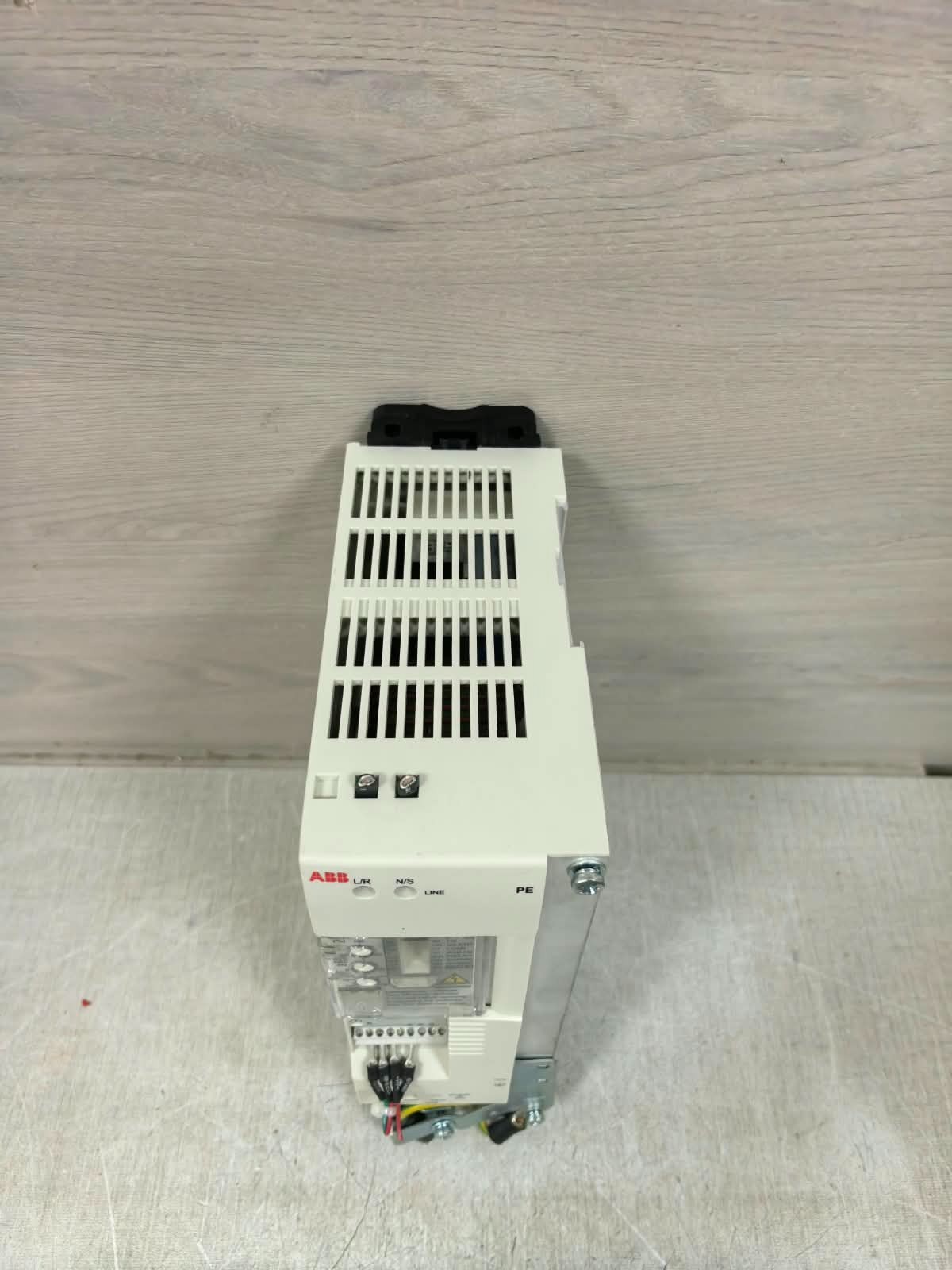 ABB ACS55-01E-07A6-2 ABB ACS55-01E-07A6-2 FREQUENCY INVERTER DRIVE IP20 9