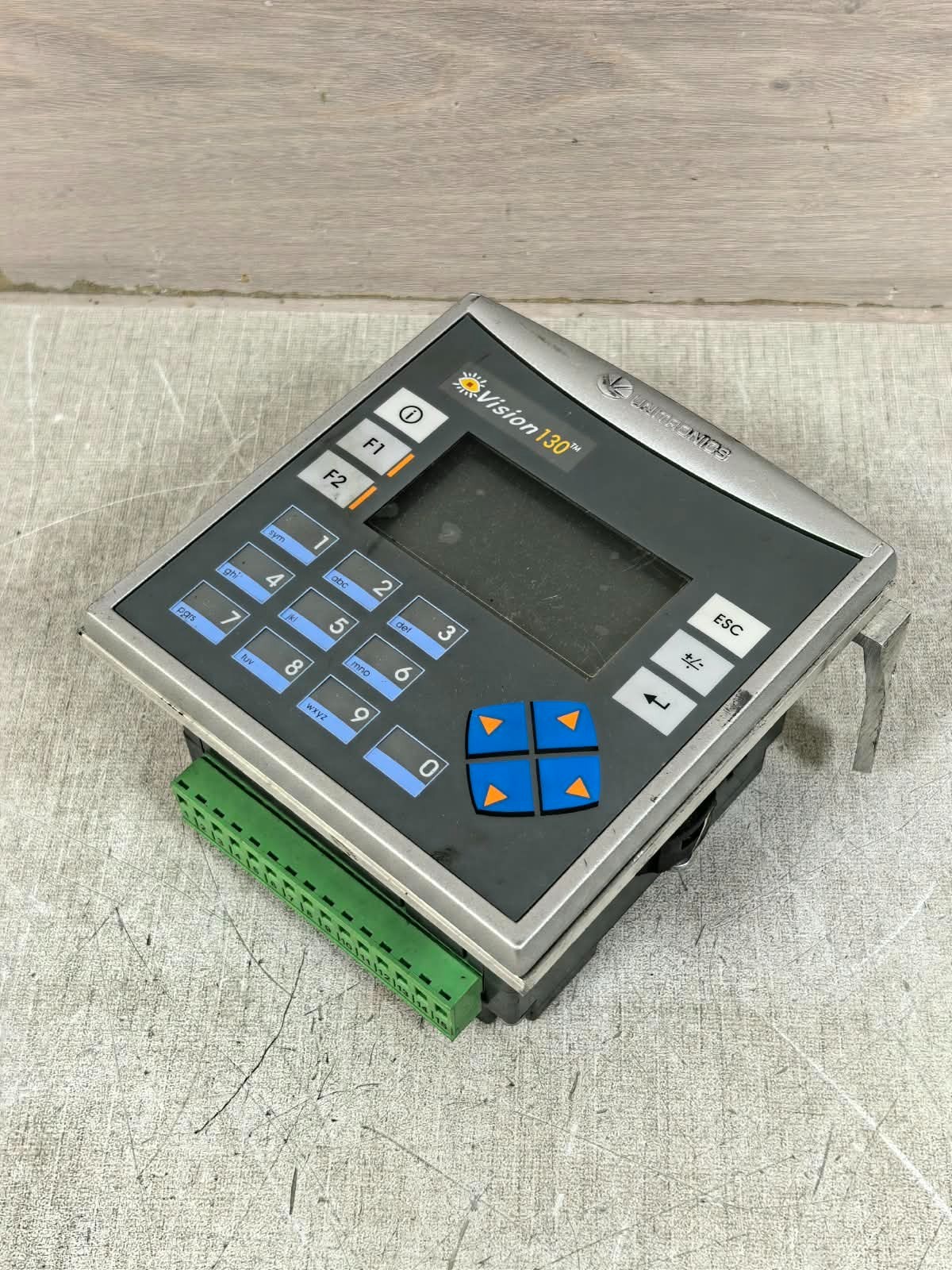 Unitronics V130-33TA24 UNITRONICS VISION130 V130-33-TA24 PROGRAMMABLE LOGIC CONTROLLER 24VDC 5