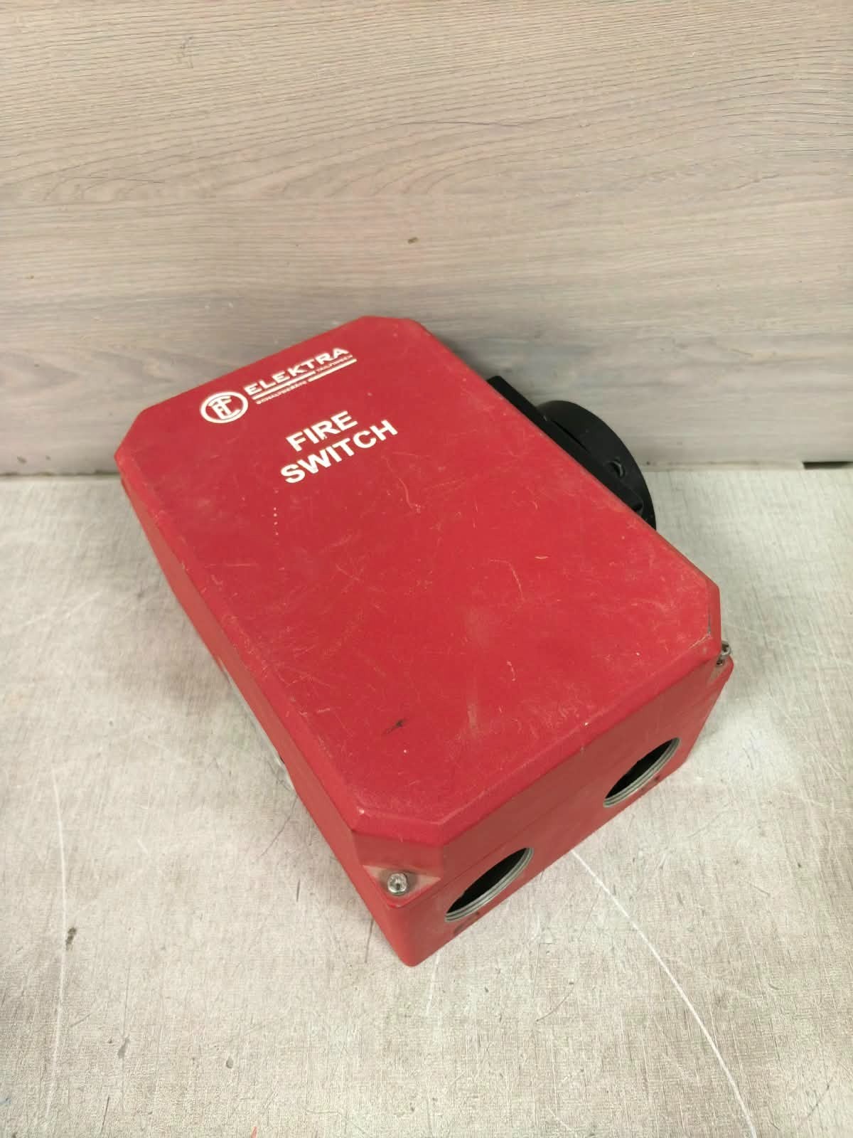 ELEKTRA TAILFINGEN BSF2E 6903-LG48/2-D-RSS 312551, BSF2J 3905-LG59/7-D-RSS 315436 ELEKTRA TAILFINGEN BSF2J 3905-LG59/7-D-RSS 315436 FIRE SWITCH 2