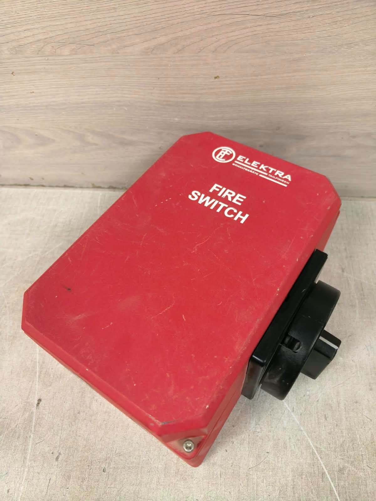 ELEKTRA TAILFINGEN BSF2E 6903-LG48/2-D-RSS 312551, BSF2J 3905-LG59/7-D-RSS 315436 ELEKTRA TAILFINGEN BSF2J 3905-LG59/7-D-RSS 315436 FIRE SWITCH 3