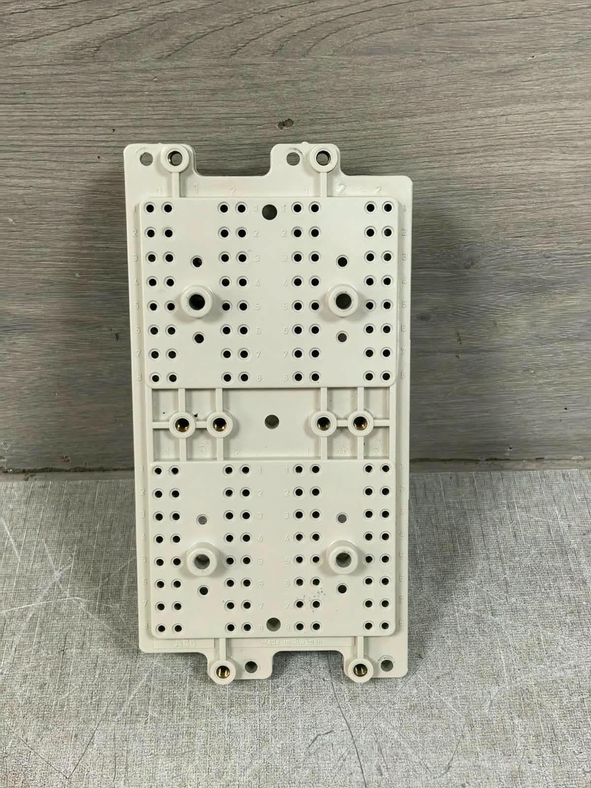 ABB RX4 RK924 0002 ABB RX4 RK924 0002 COMBIFLEX TERMINAL BASE SOCKET 8