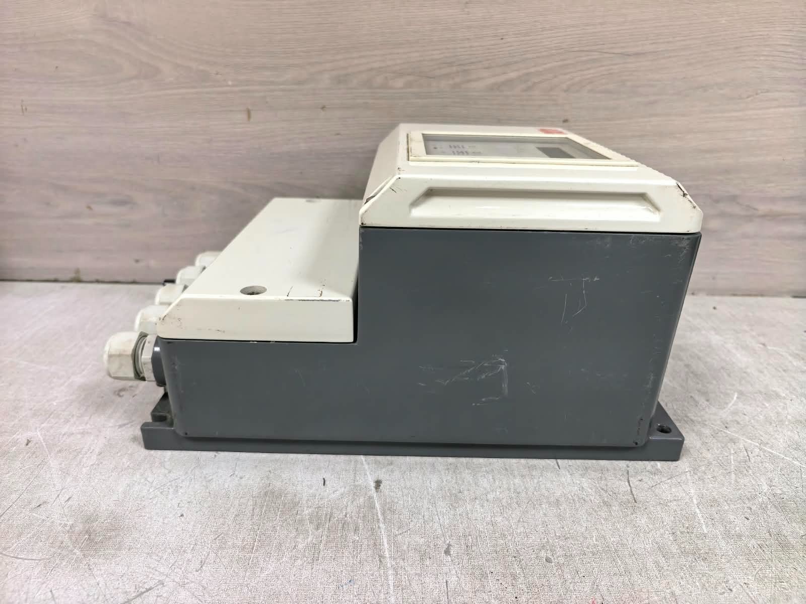 ABB MAG-XM 50XM2000 ABB MAG-XM 50XM2000 SIGNAL-CONVERTER 230V 8