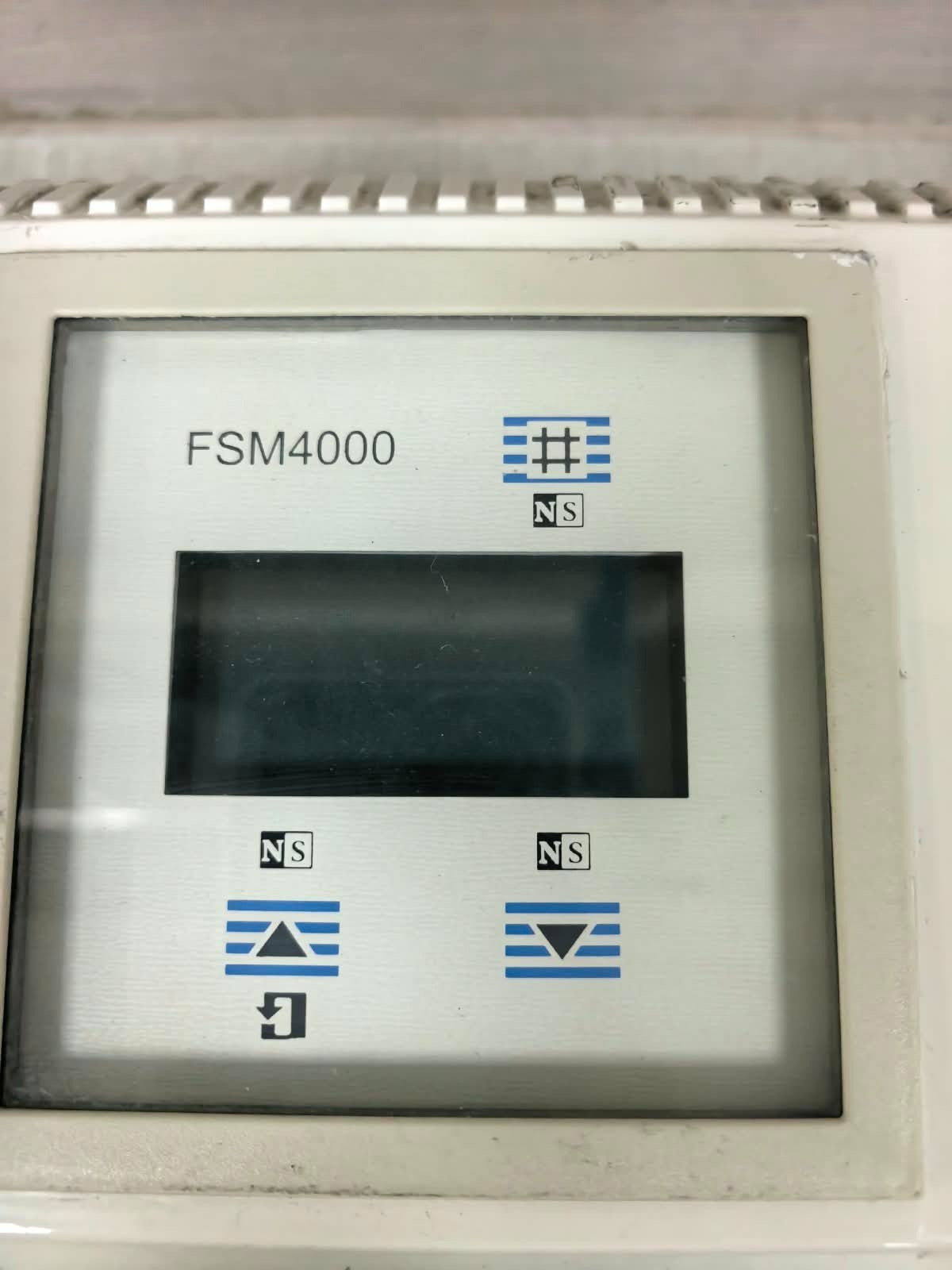 ABB 1523971/10/3K220000776457 ABB S4 FSM4000 1523971/10/3K220000776457 SIGNAL CONVERTER 100-230V 3
