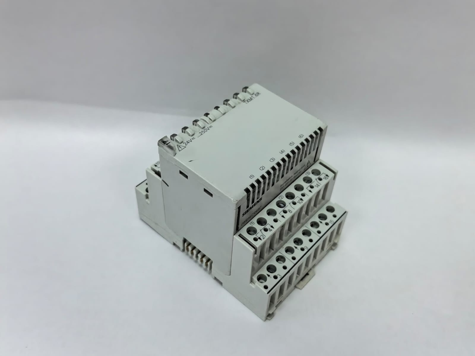 Siemens TXM1.6R SIEMENS TXM1.6R RELAY OUT PUT MODULE 553-051-00 REV 9