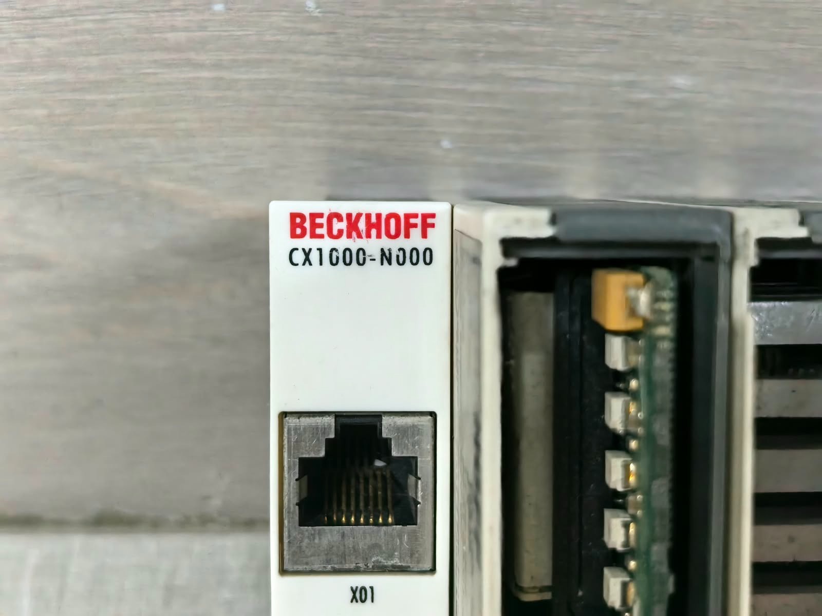 Beckhoff CX1000-N000/CX1100-0002 BECKHOFF CX1000-0011 HW:2.2 CX1000-N000/CX1100-0002 24VDC 3