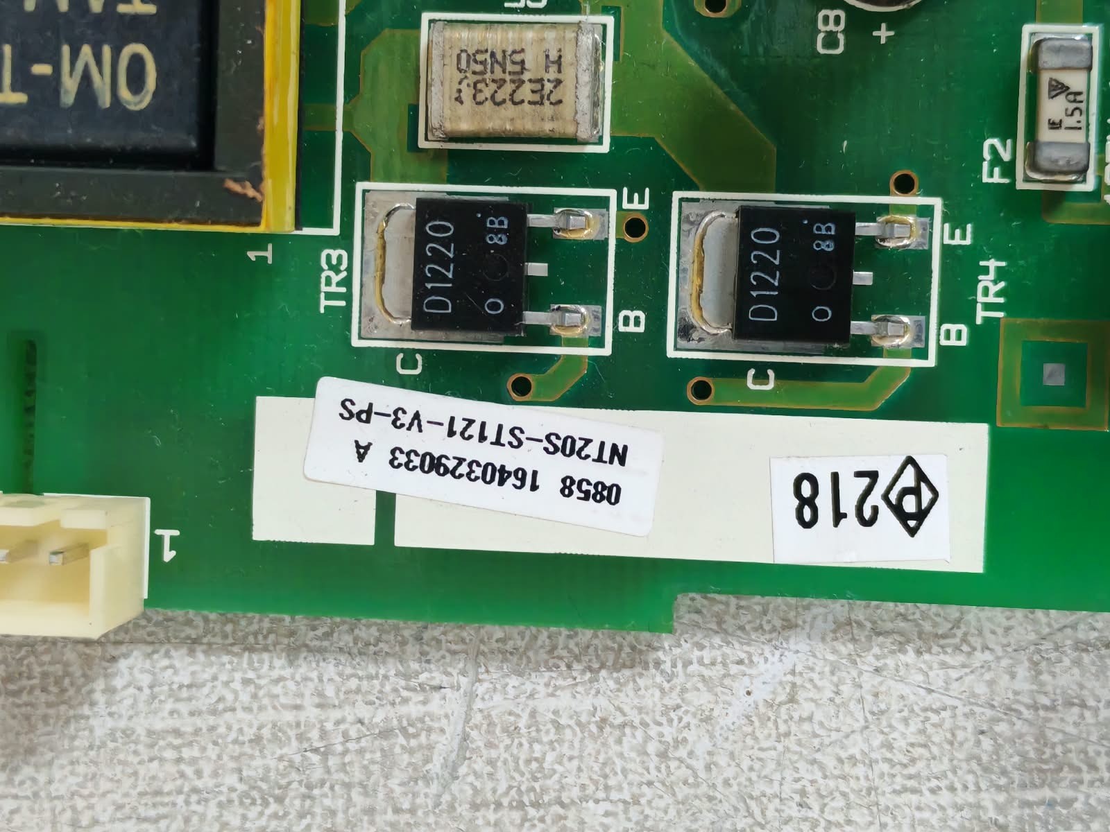 Omron NT20S-ST121-V3-PS OMRON NT20S-ST121-V3-PS internal power supply and communication board 9