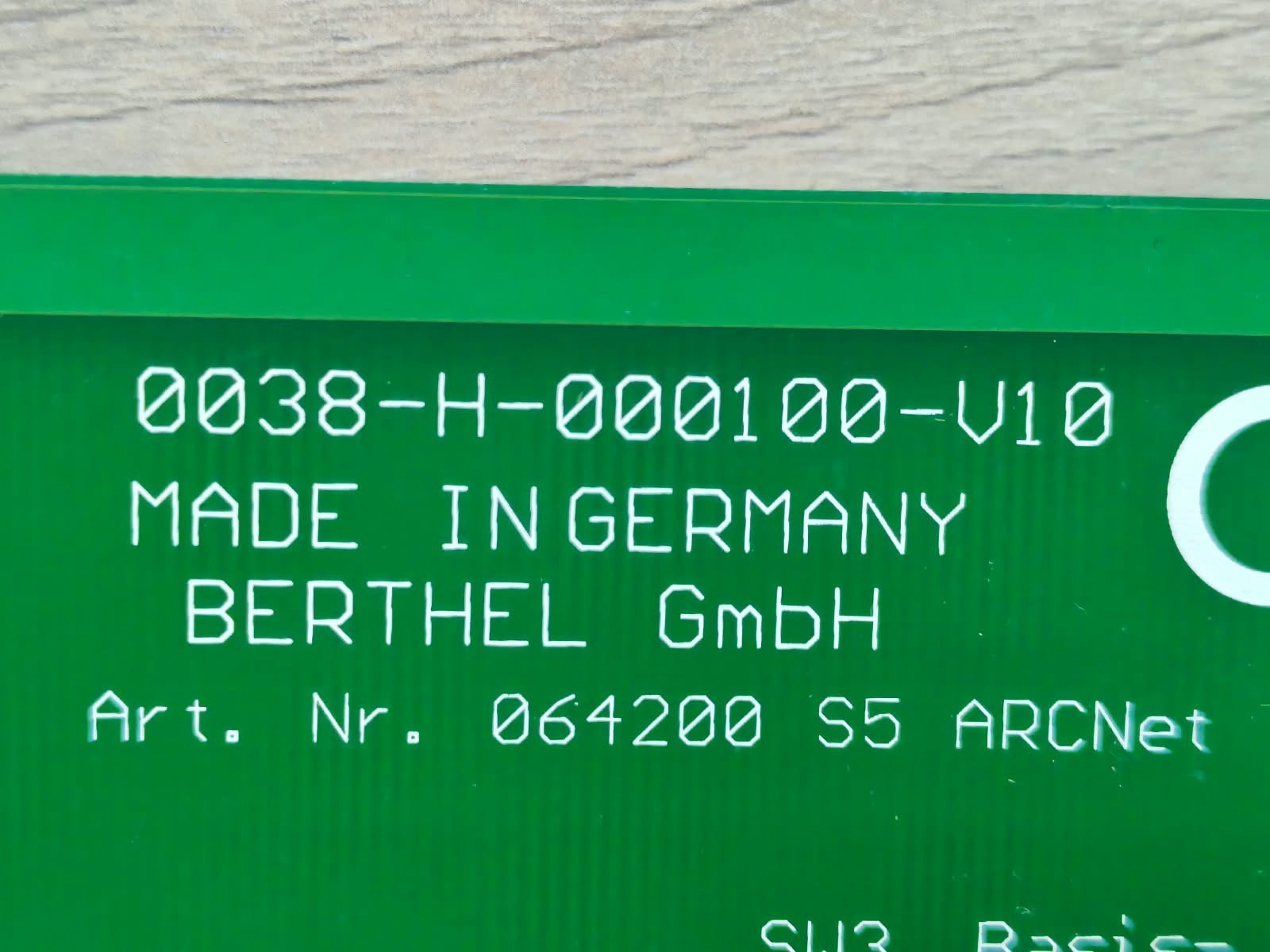 Berthel S5-ARCNET 0038-H-000100 EZ10.4 Berthel S5-Arcnet 0038-H-000100 EZ10.4 6