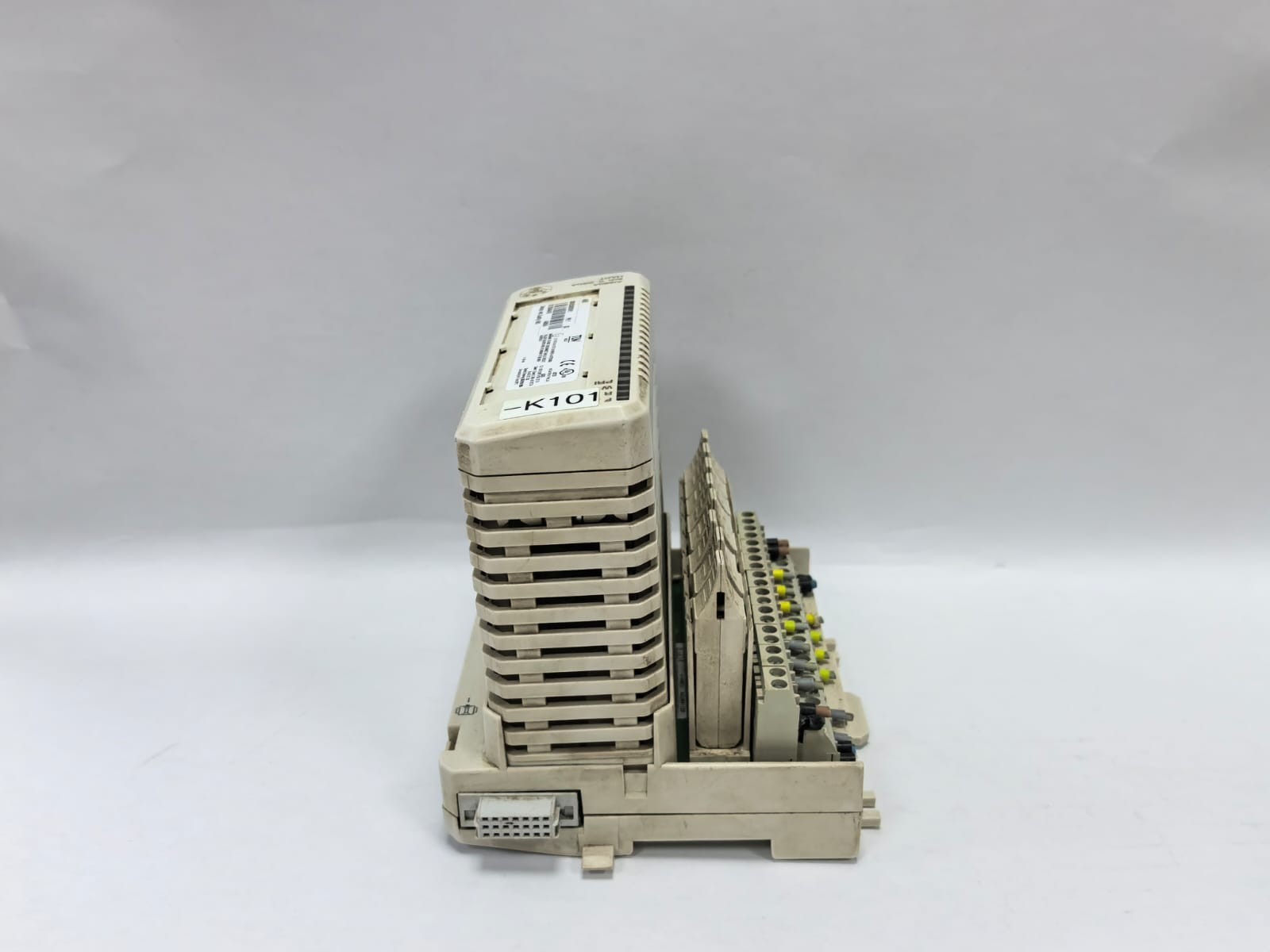 ABB TU834 ABB AI880A ANALOG INPUT MODULE 3BSE039293R1 W/ ABB TU834 BASE 3BSE040364R1 PR.A 5