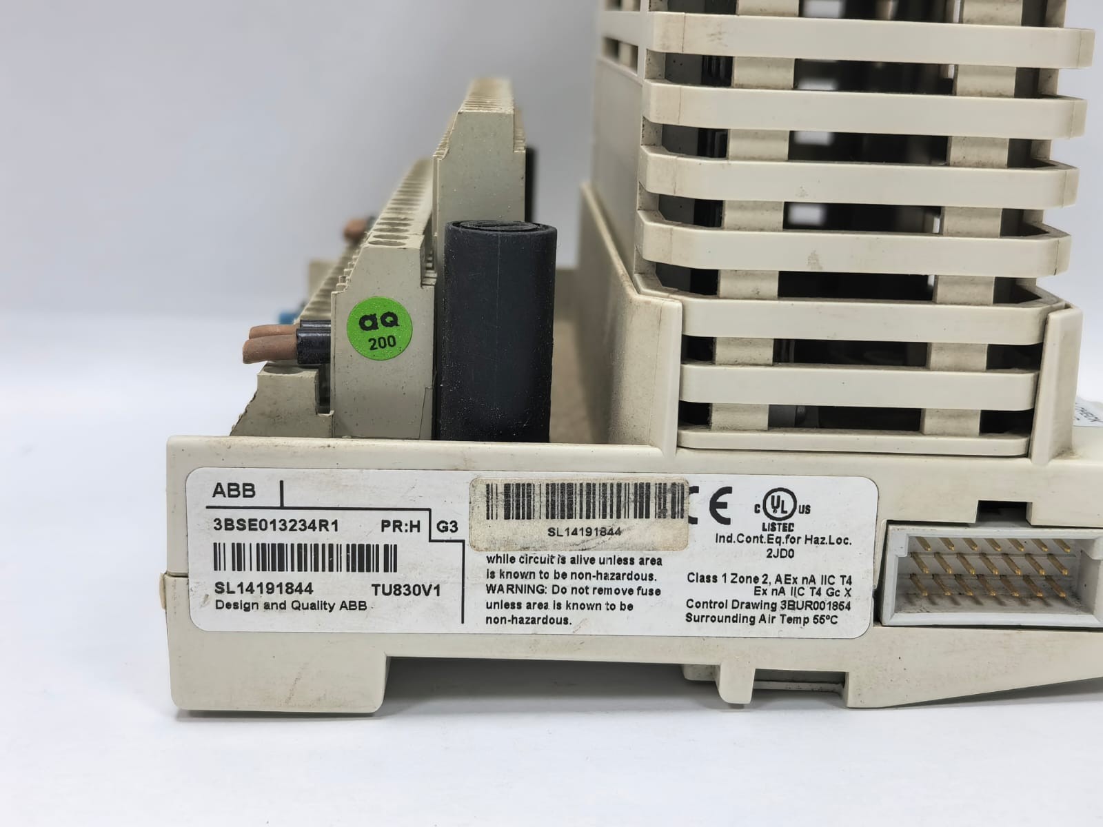 ABB TU830V1 3BSE013234R1 PR.H ABB DI880 3BSE028586R1 PR.K DIGITAL INPUT MODULE W/ TU830V1 3BSE013234R1 PR.H 5