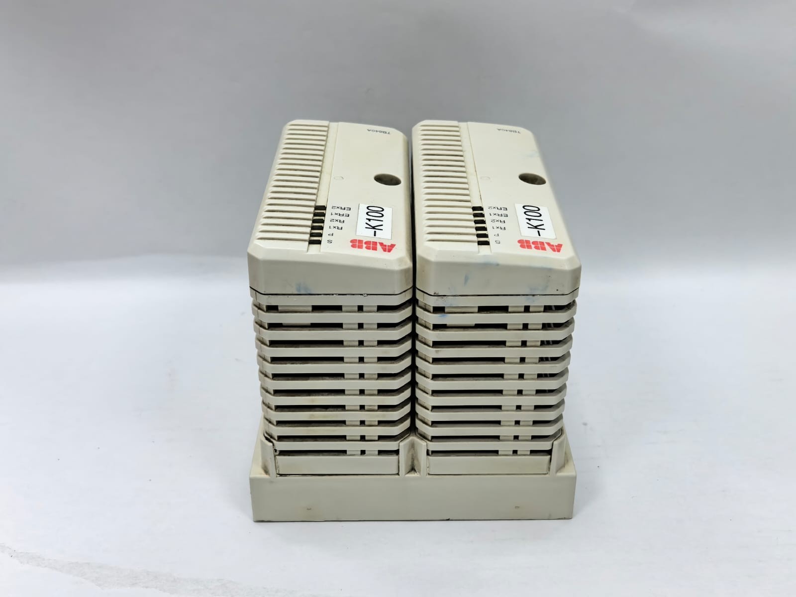 ABB TU849 ABB TB840A MODULEBUS MODEM 3BSE037760R1 PR.B W/ TU849 3BSE042560R1 PR.B 9