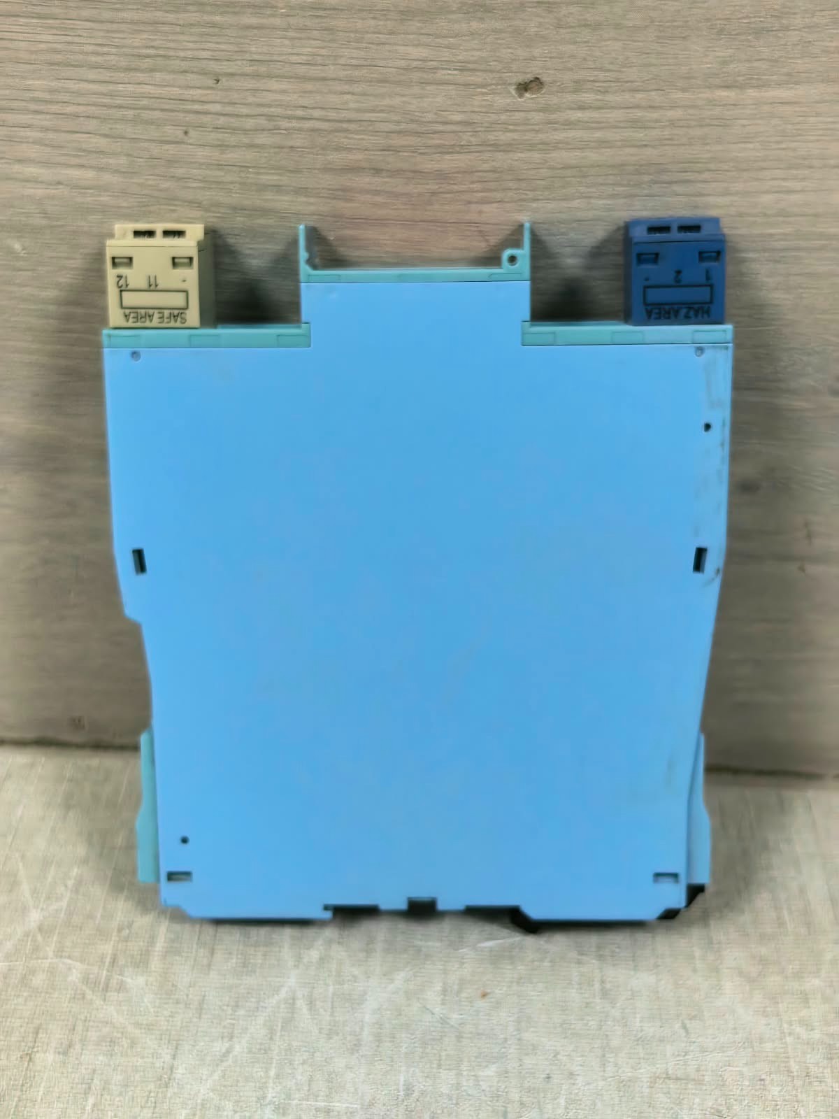 MTL 5525 MTL 5525 LOW-CURRENT LOOP-POWERED SOLENOID/ALARM DRIVER 8