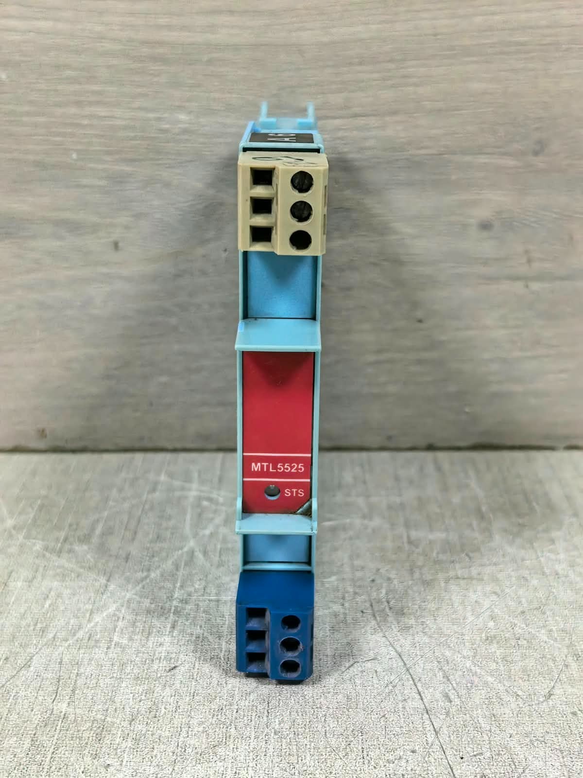 MTL 5525 MTL 5525 LOW-CURRENT LOOP-POWERED SOLENOID/ALARM DRIVER 1