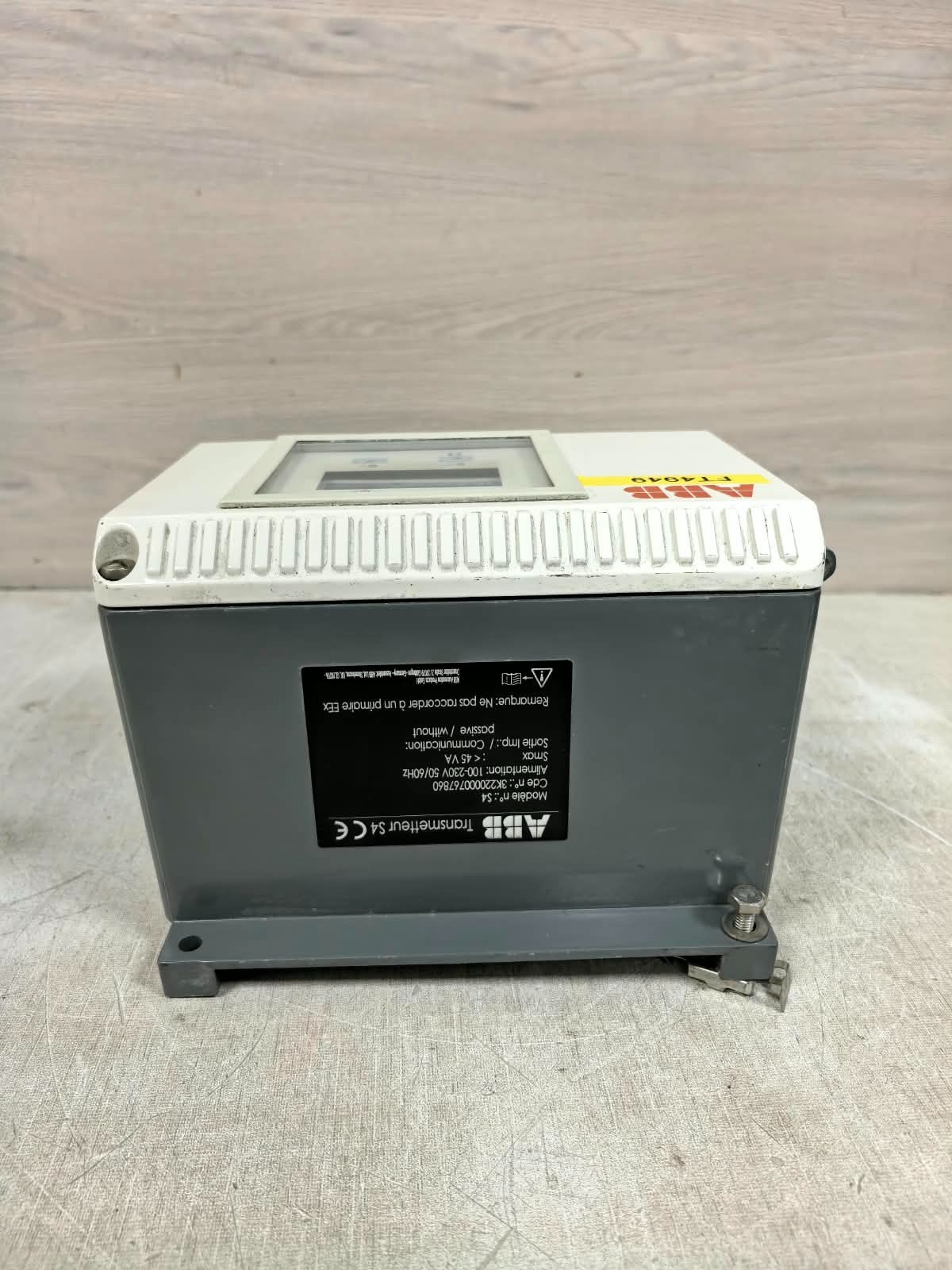 ABB 3K220000767860 ABB S4 FSM4000 3K220000767860 TRANSMITTTER 100-230V 9