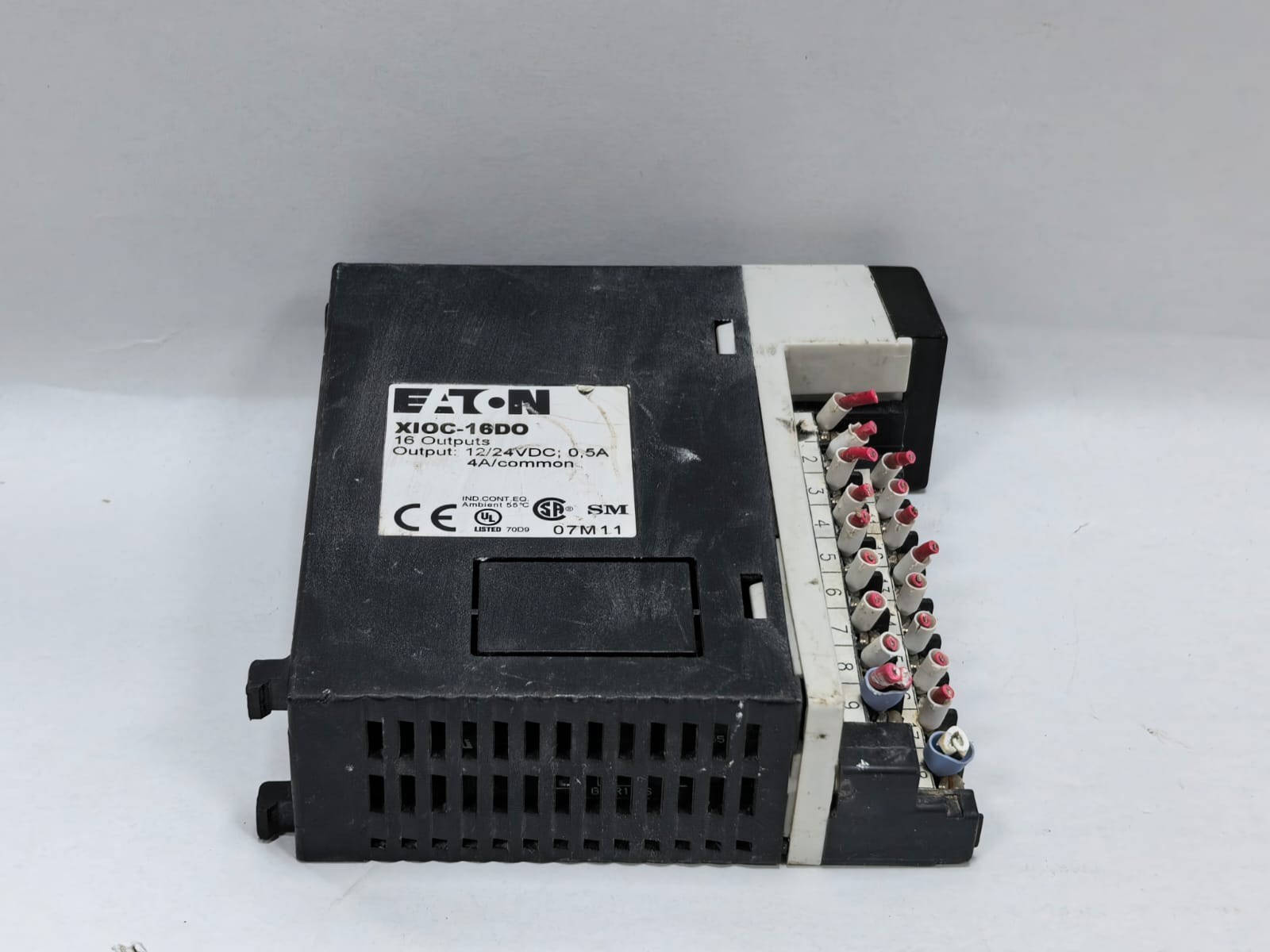 Eaton XIOC-16DO EATON XIOC-16DO DIGITAL OUTPUT MODULE 12/24VDC 5