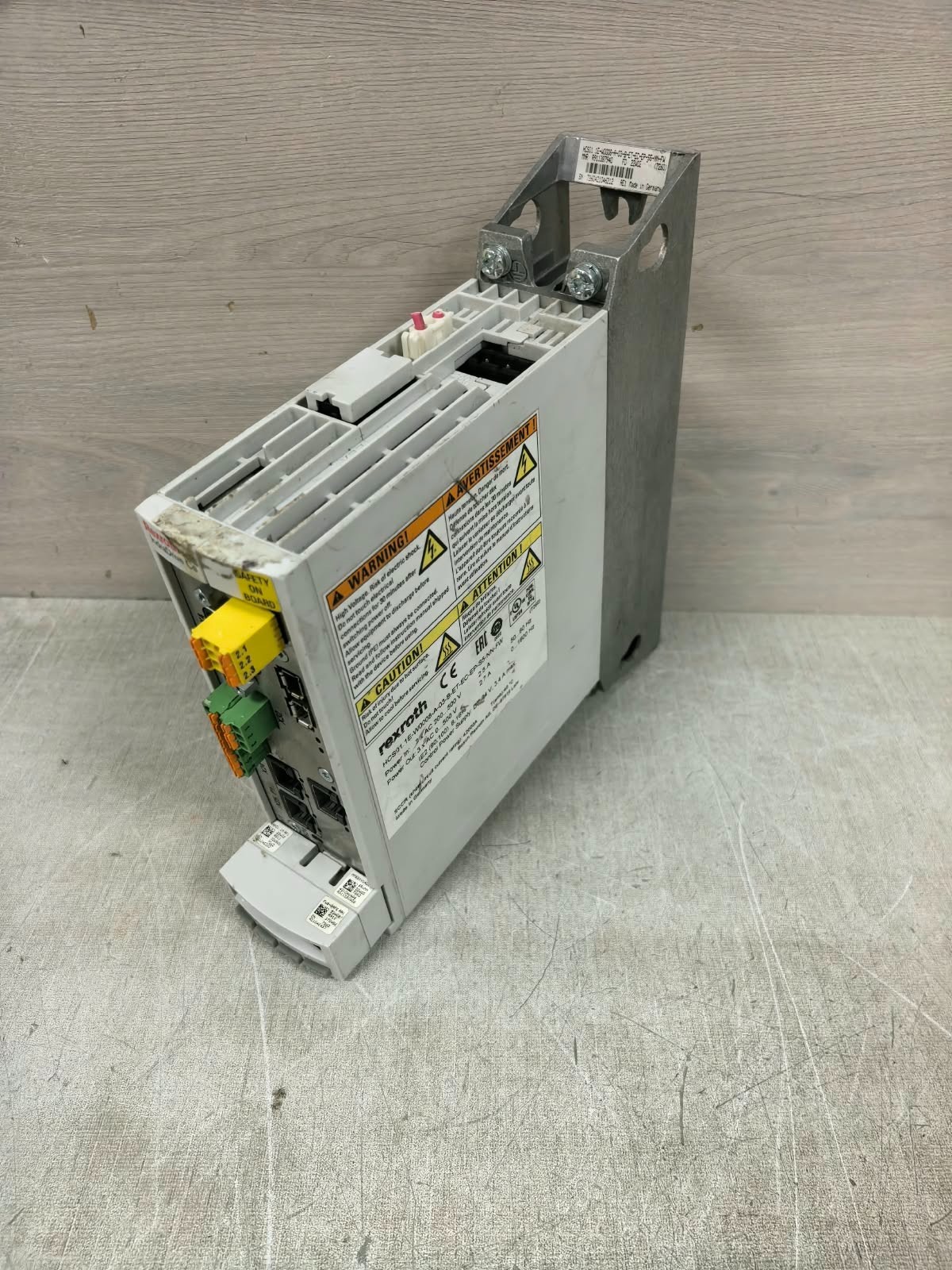 Rexroth HCS01.1E-W0008-A-03-B-ET-EC-EP-S5-NN-FW REXROTH HCS01.1E-W0008-A-03-B-ET-EC-EP-S5-NN-FW SERVO DRIVE 5
