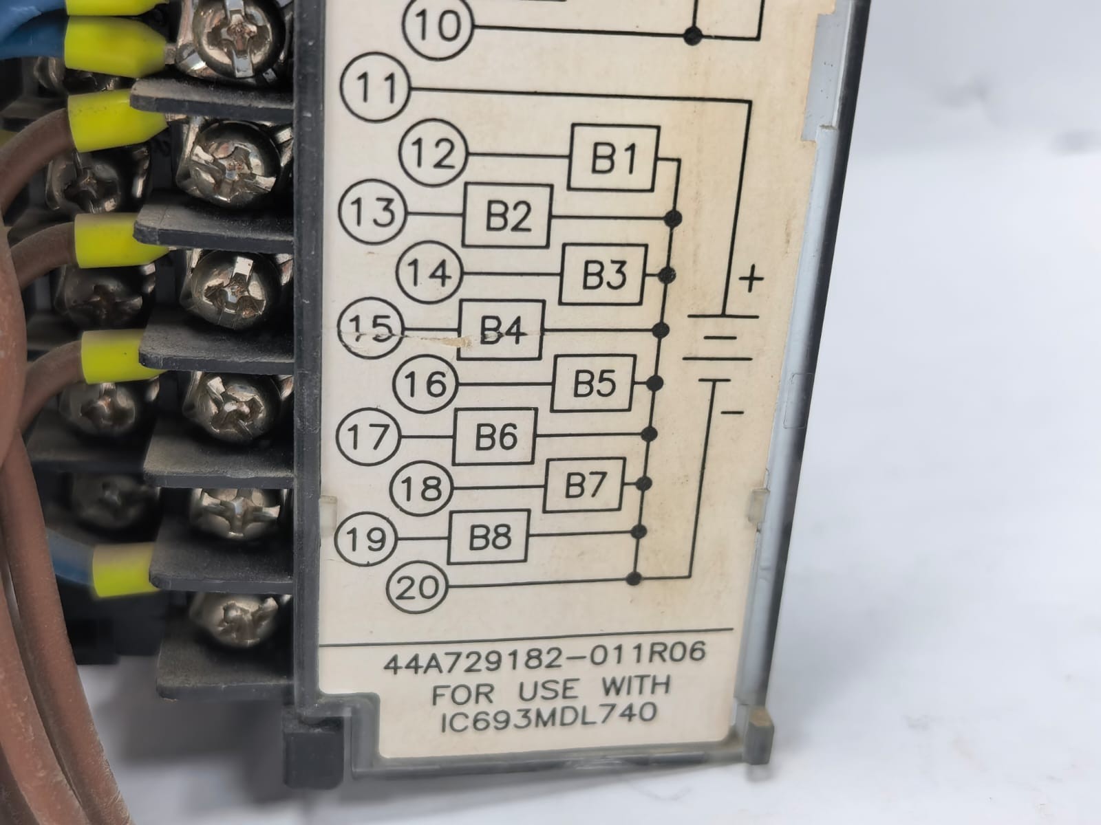 GE Fanuc IC693MDL740H GE FANUC IC693MDL740H 16PT OUTPUT MODULE 12/24VDC 6