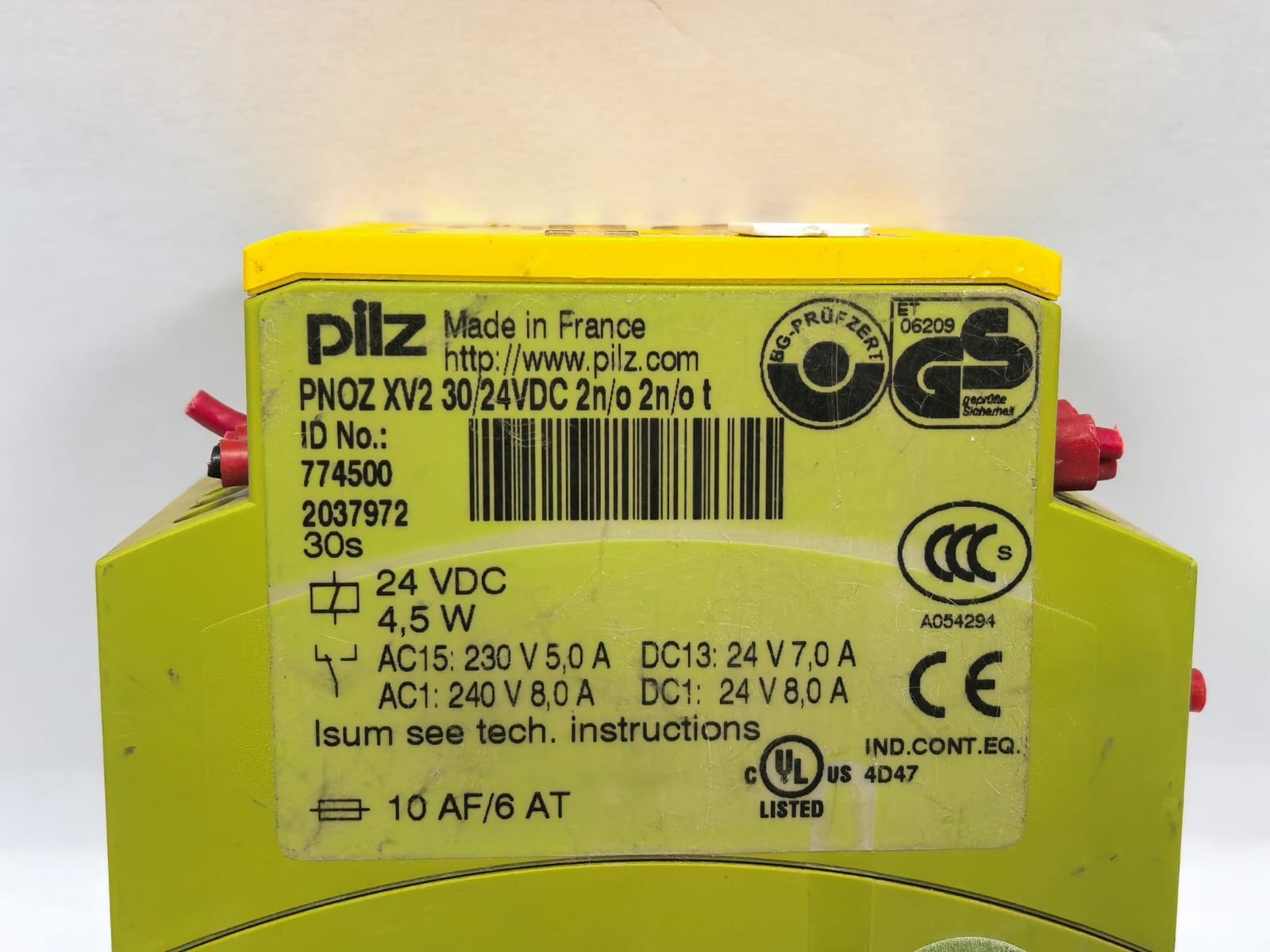 Pilz PNOZ XV2 30/24VDC 2N/O 2/O T PILZ PNOZ XV2 30/24VDC 2N/O 2/O T SAFETY RELAY 3