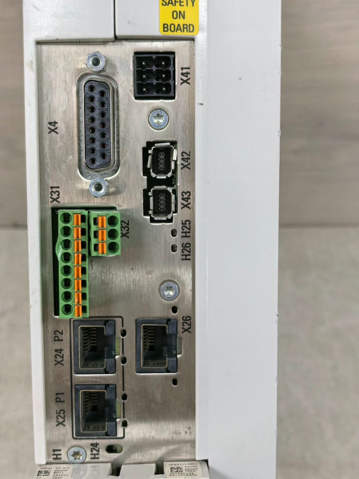 Rexroth HCS01.1E-W0028-A-03-B-ET-EC-EP-S5-NN-FW REXROTH HCS01.1E-W0028-A-03-B-ET-EC-EP-S5-NN-FW SERVO DRIVE 3