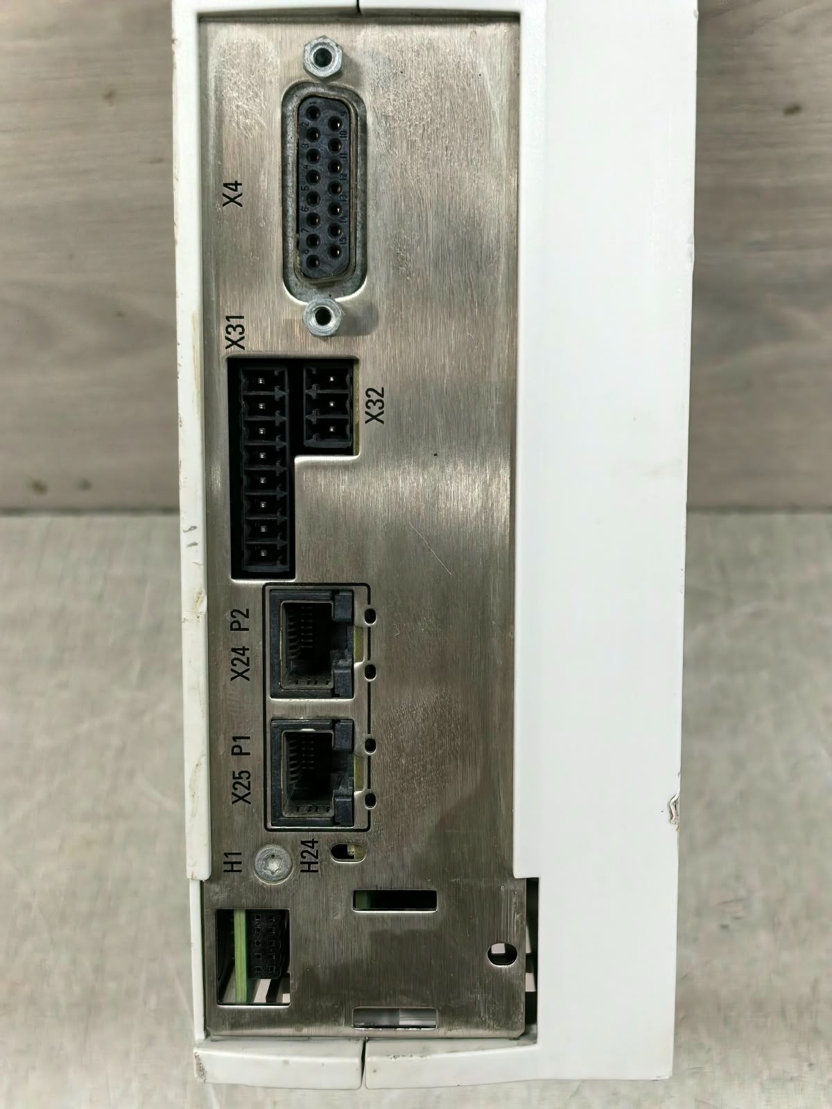 Rexroth HCS01.1E-W0018-A-03-B-ET-EC-NN-NN-NN-FW REXROTH HCS01.1E-W0018-A-03-B-ET-EC-NN-NN-NN-FW SERVO DRIVE 5