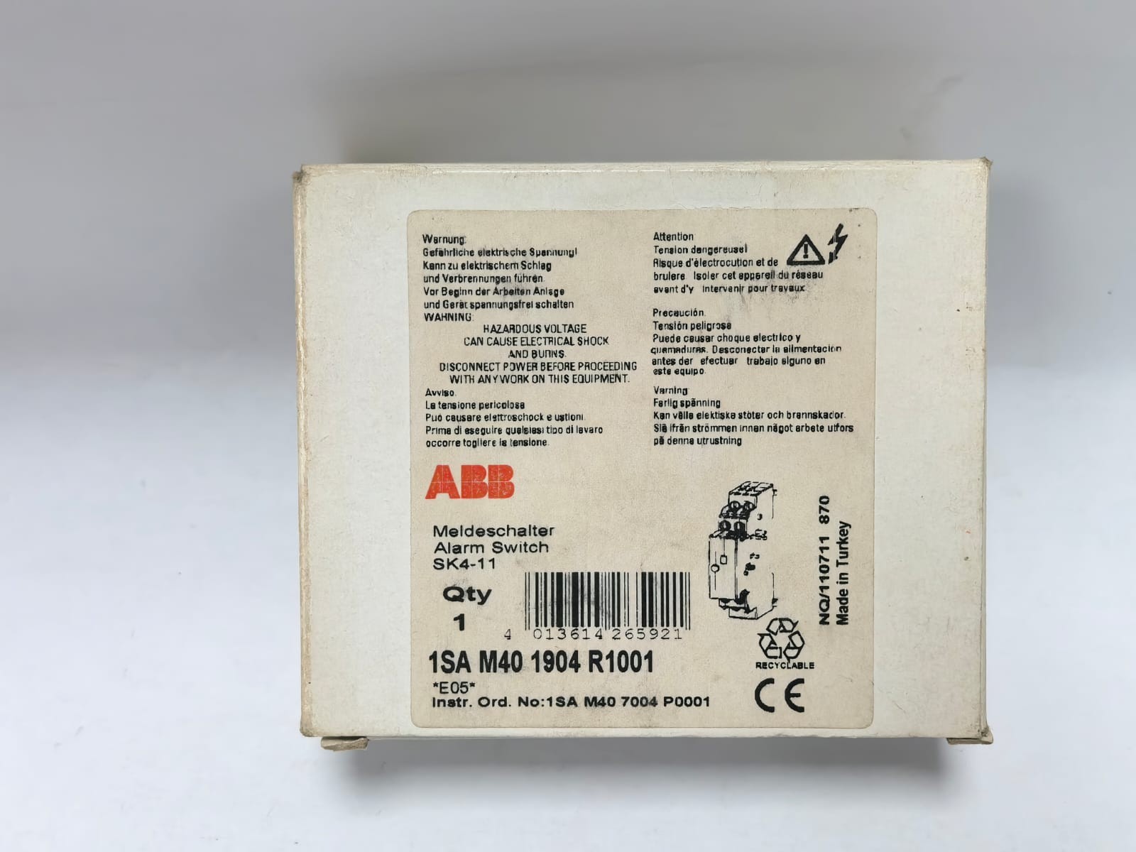 ABB 1SA M40 1904 R1001 ABB 1SA M40 1904 R1001 ALARM SWITCH PCS 10