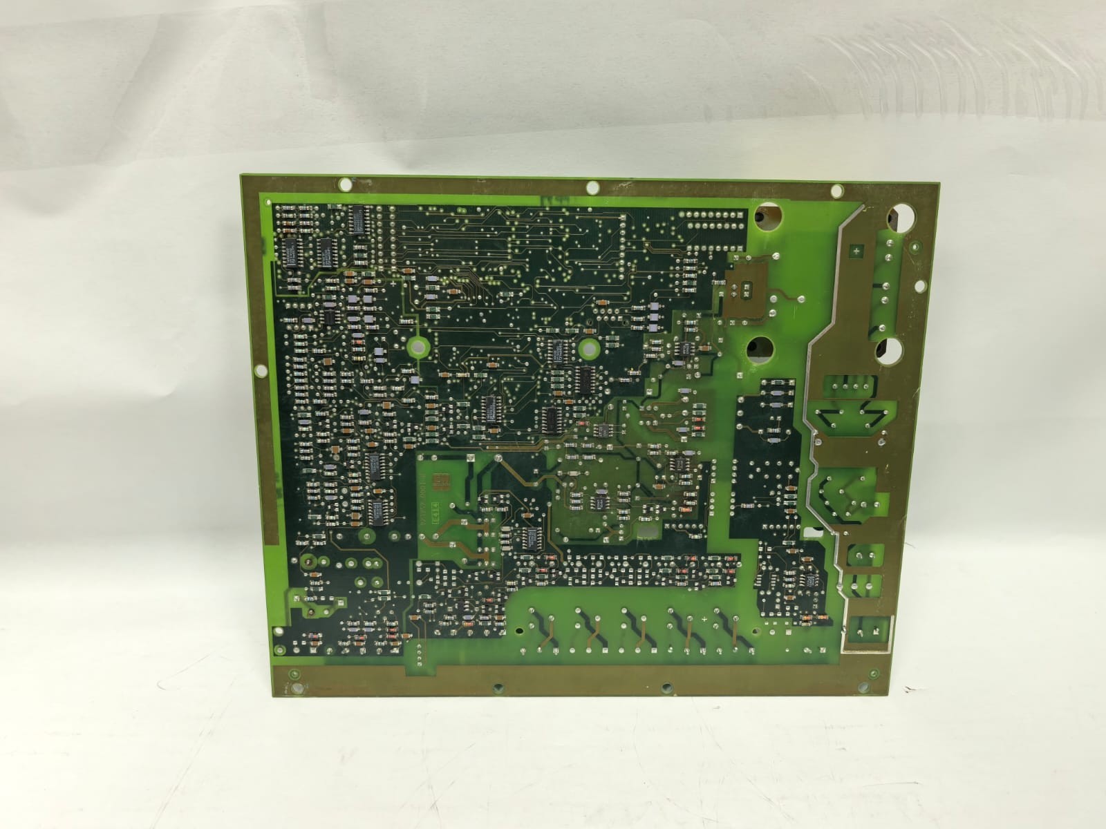 Endress+Hauser 923252-0002-D ENDRESS & HAUSER 923252-0002-D PCB BOARD 9