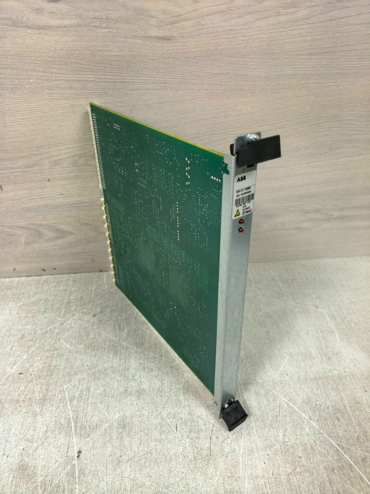 ABB ROFBU 367 113/1 R1B 2010W47 100989 ABB SYNAC ROFBU 367 113/1 R1B 2010W47 100989 MOTHER BOARD 4