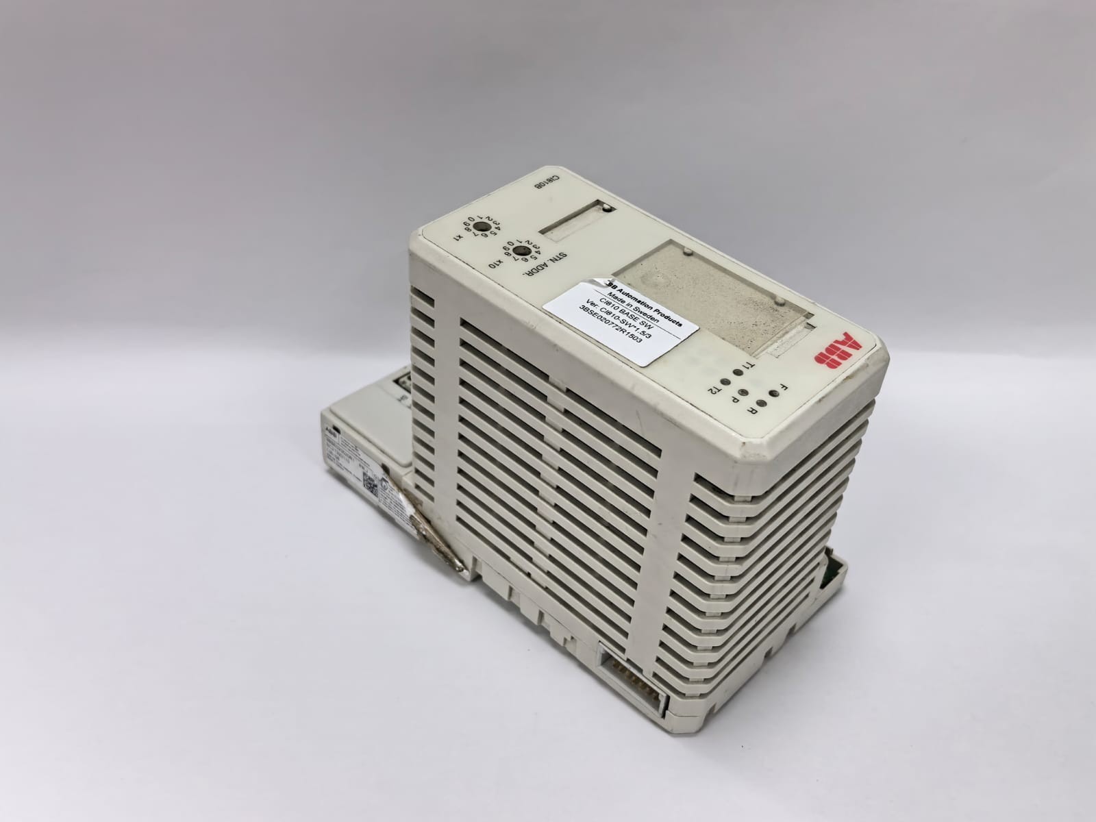 ABB 3BSE020520R1 ABB CI810B FIELDBUS COMMUNICATION INTERFACE 3BSE020520R1 PR.J 10