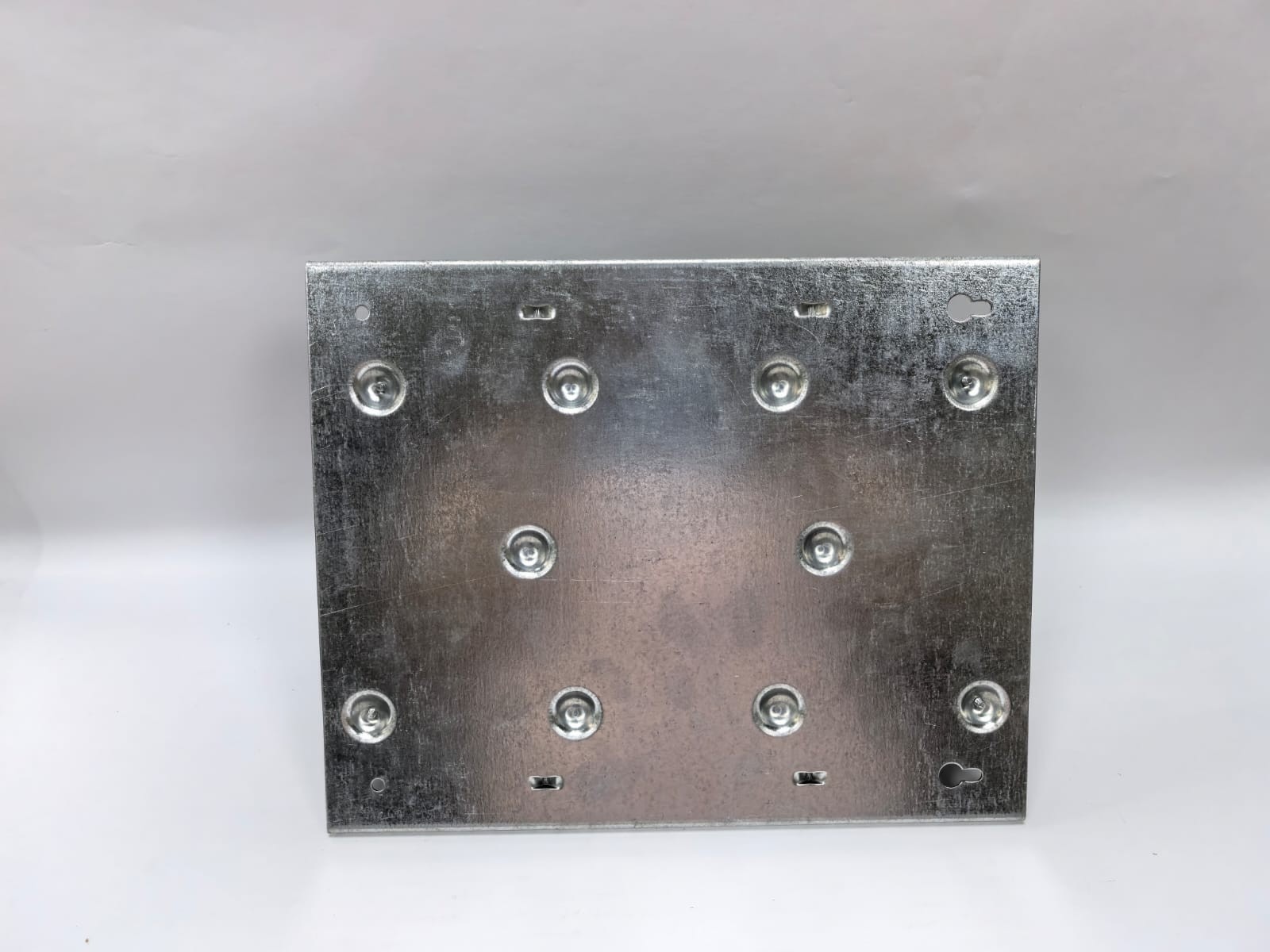 INVENSYS ENCL-MZ800-PAN INVENSYS ENCL-MZ800-PAN PANEL-MOUNT ENCLOSURE 10