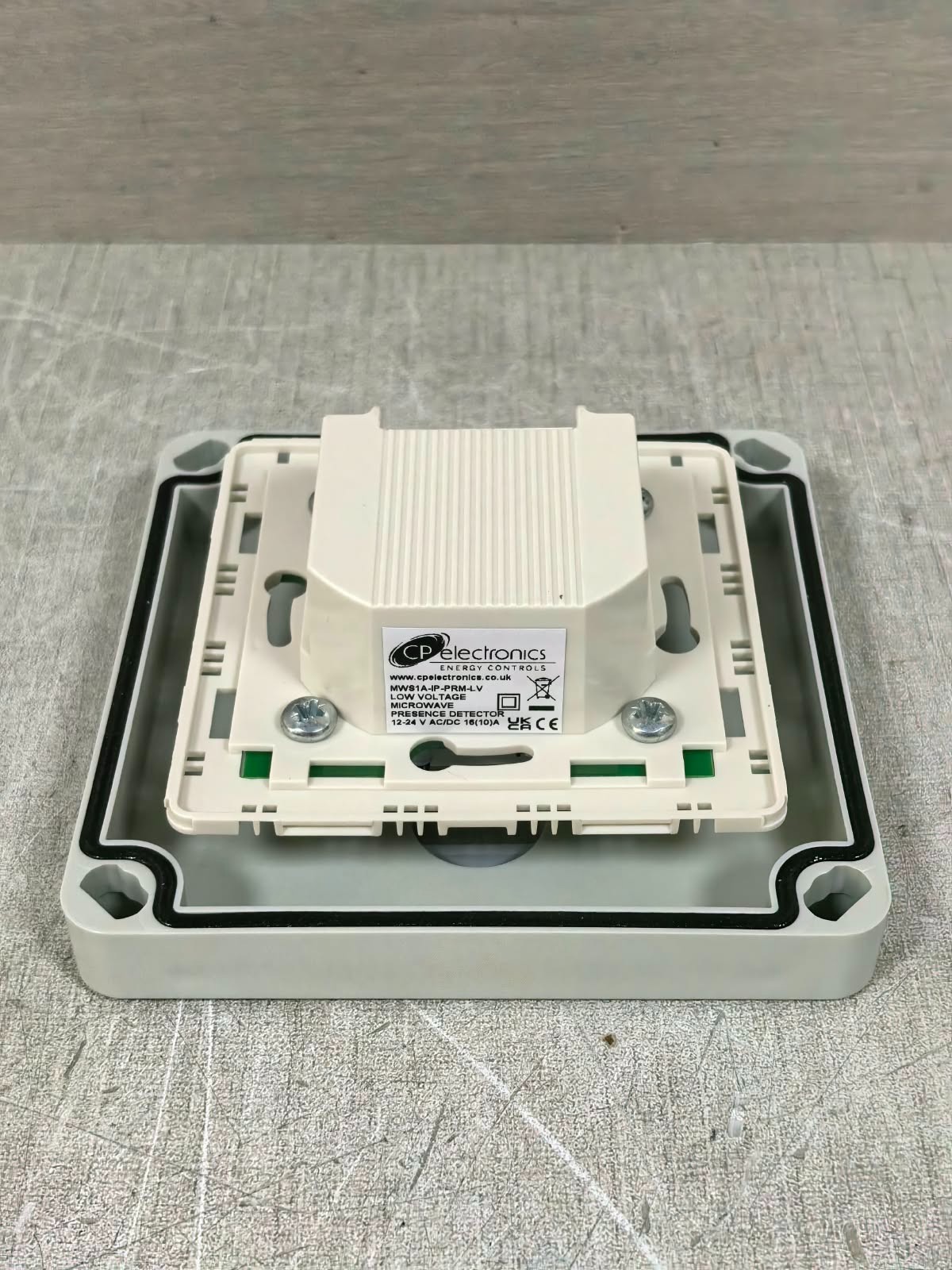 CP ELECTRONICS MWS1A-IP-PRM-LV CP ELECTRONICS MWS1A-IP-PRM-LV WEATHERPROOF MICROWAVE PRESENCE DETECTOR 8