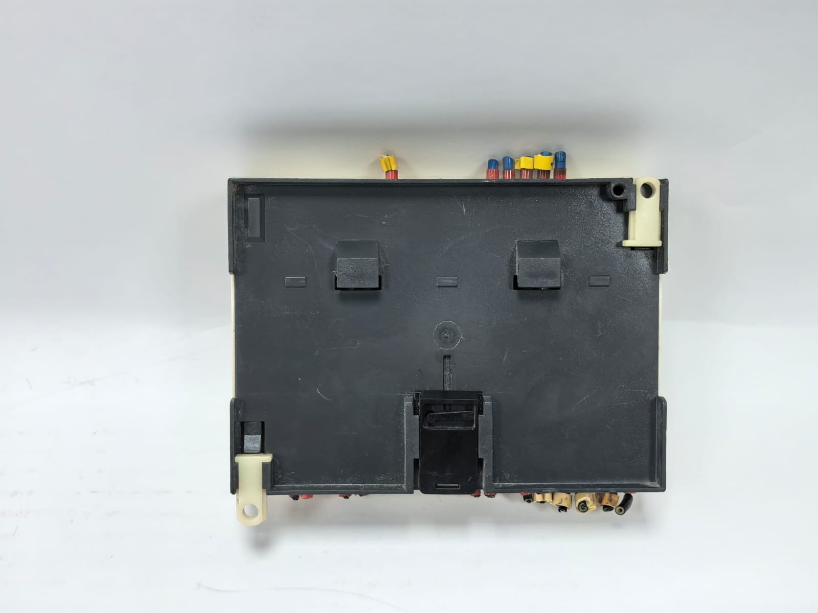 Telemecanique SR2 D201BD TELEMECANIQUE SR2 D201BD COMPACT SMART RELAY 8