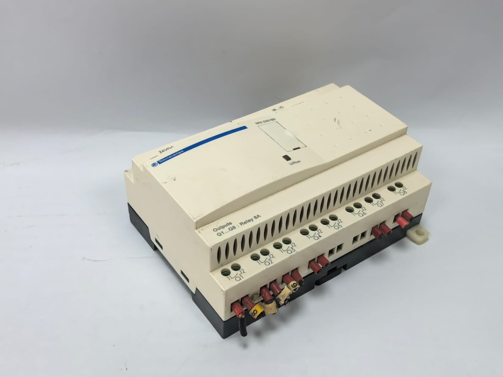Telemecanique SR2 D201BD TELEMECANIQUE SR2 D201BD COMPACT SMART RELAY 10